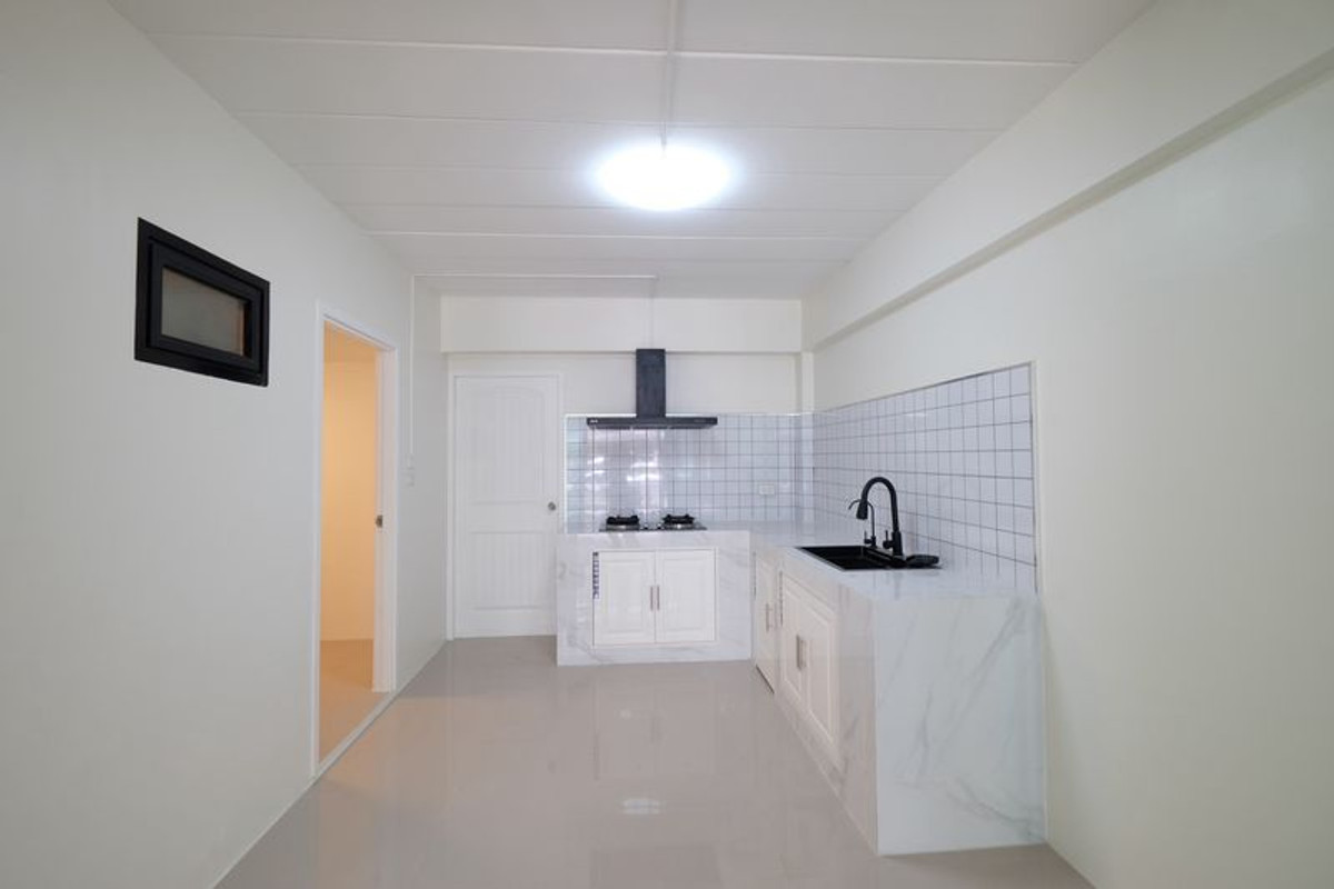 ขายทาวน์โฮมมีนบุรี-ร่มเกล้า : ทาวน์โฮม 3 ชั้น The Most สามวา-มีนบุรี ขนาด 18.6 ตารางวา 5 ห้องนอน รีโนเวทใหม่พร้อมอยู่ ถนนสามวา แขวงบางชัน เขตคลองสามวา กรุงเทพมหานคร