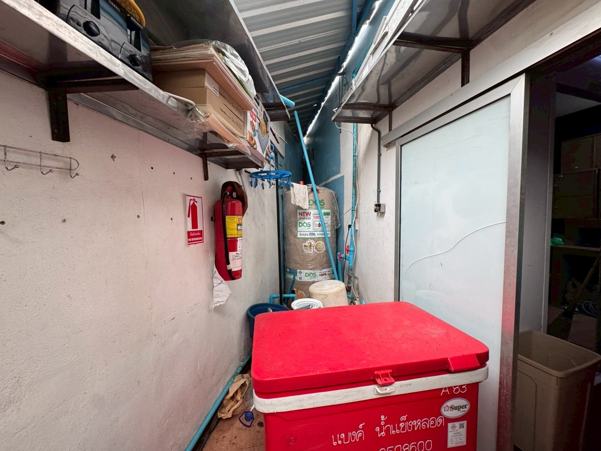 For RentShop HousePattaya, Bangsaen, Chonburi : 💢Building for rent - Pattaya, Chonburi 