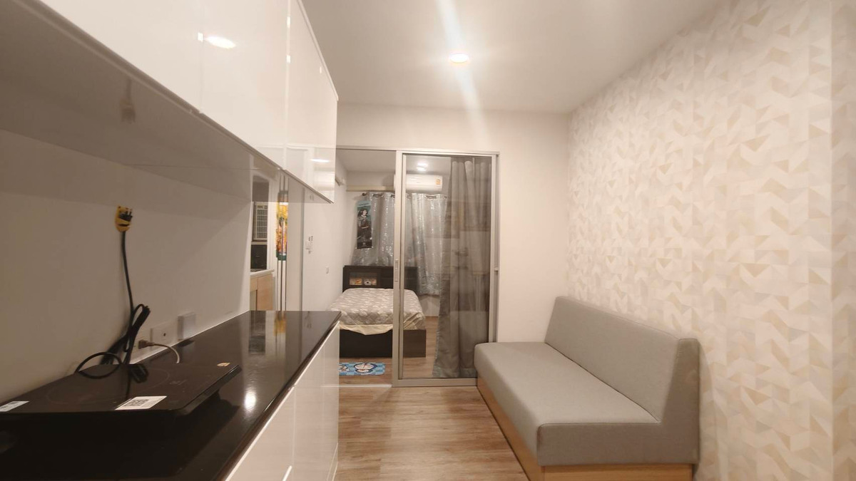 For RentCondoSamut Prakan,Samrong : For Rent 📍 Sena Kith Srinakarin - Sridan 📍 2 Bedrooms, Fully Furnished and Equipped with Appliances. Near MRT Sridan.