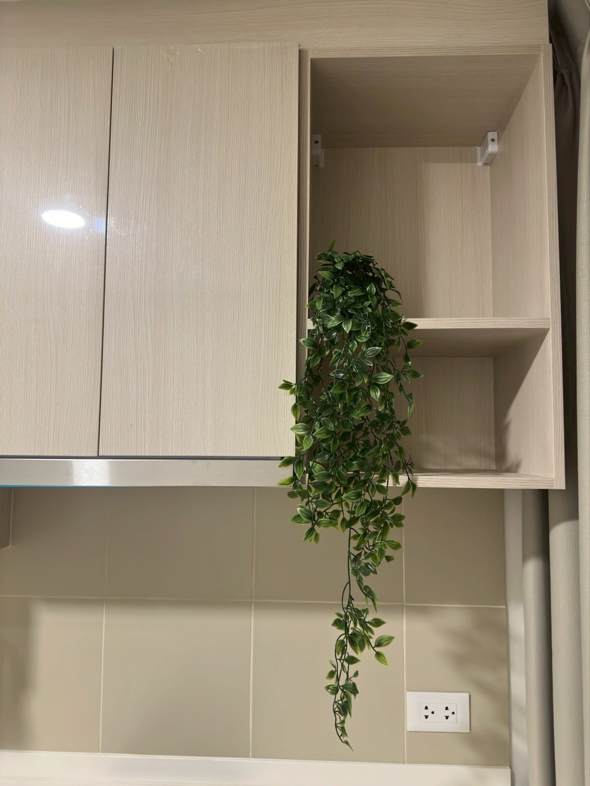 ให้เช่าคอนโดโชคชัย4 ลาดพร้าว71 : ให้เช่าคอนโดชีวาทัยฮอลล์มาร์คลาดพร้าวโชคชัย4 ห้องใหญ่ตรงปกใกล้รถไฟฟ้า