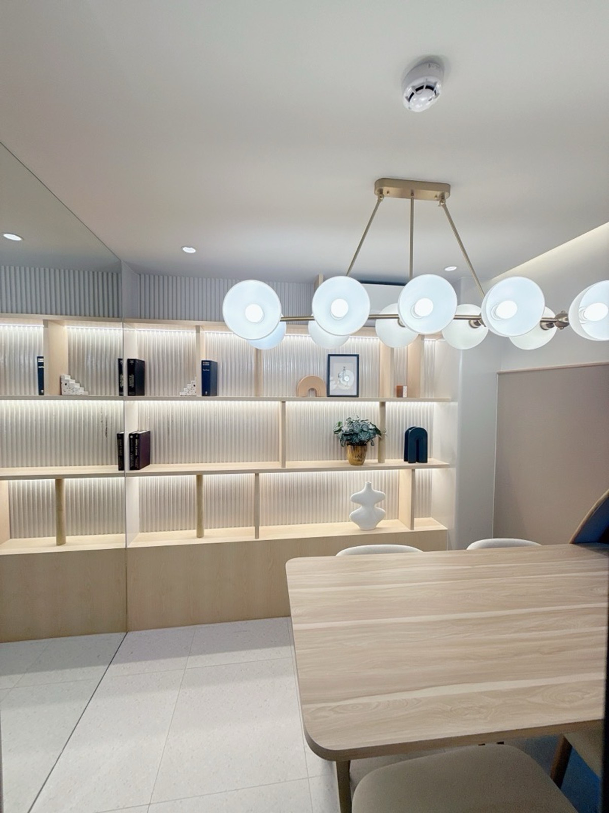 ขายคอนโดรัชดา ห้วยขวาง : 𝐅𝐑𝐄𝐄 เงินดาวน์ 𝐎 บาท 𝐊𝐋𝐎𝐒 𝐑𝐀𝐓𝐂𝐇𝐀𝐃𝐀  ผ่อนสบายๆ 𝟖,𝟗𝟎𝟎/เดือน ห้องใหม่ จากโครงการโดยตรง 