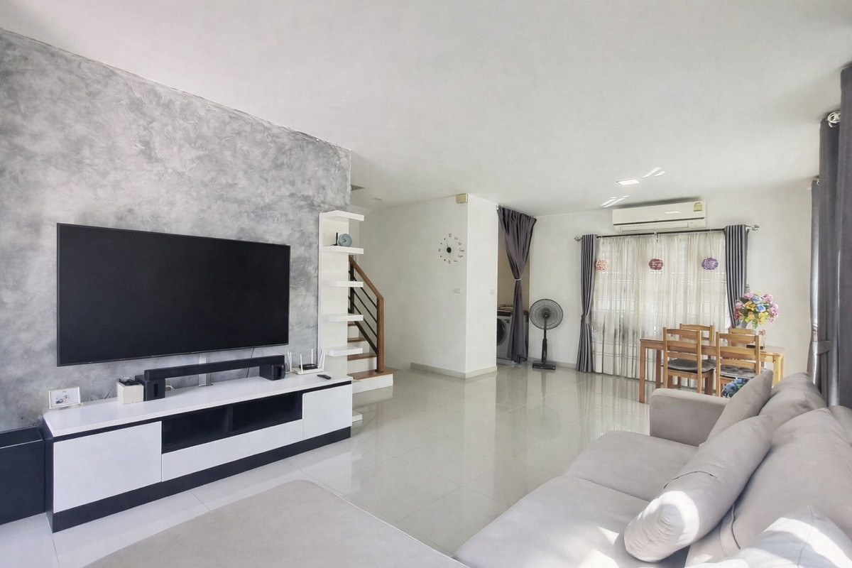 ให้เช่าบ้านพัฒนาการ ศรีนครินทร์ : 🔥 HOT DEAL!! บ้านเดี่ยวเช่าถูกสุด พฤกษาวิลล์ 73 พัฒนาการ 38  ทำเลดี + เฟอร์ครบ + พร้อมอยู่!