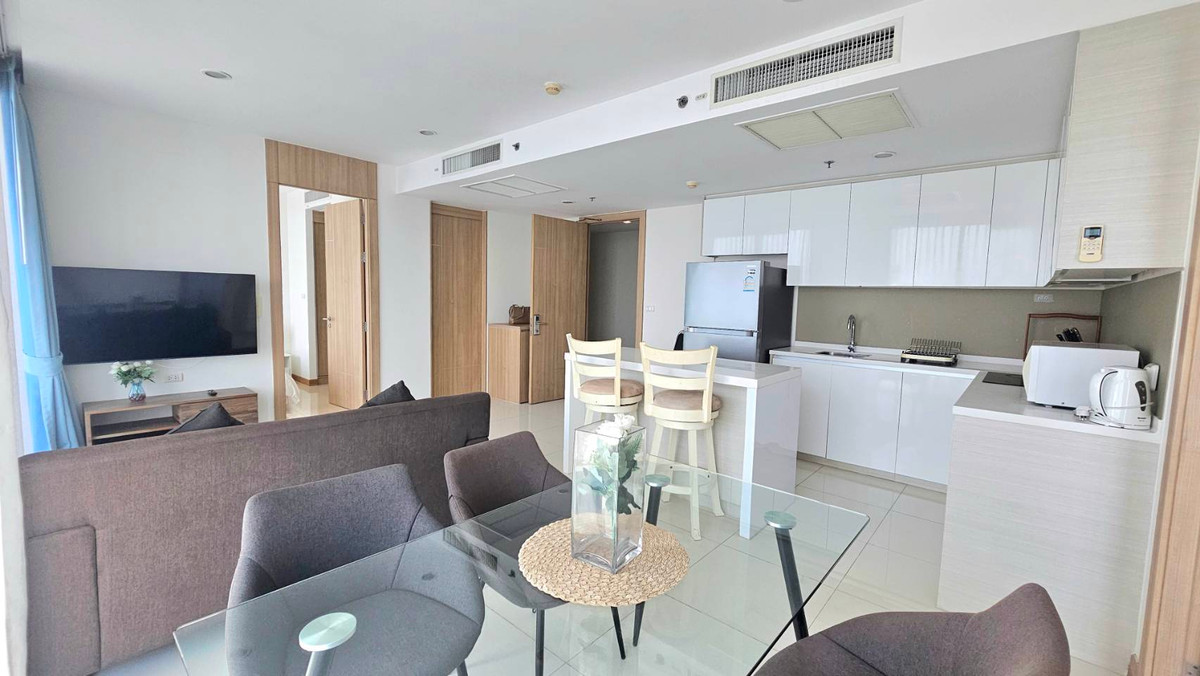 ให้เช่าคอนโดพัทยา บางแสน ชลบุรี สัตหีบ : ให้เช่าเดอะริเวียร่าวงศ์อมาตย์บีช 50,000 บาท/เดือน | 2 ห้องนอน 2 ห้องน้ำ | 70 ตรม. | วิวทะเล | 37 ชั้น