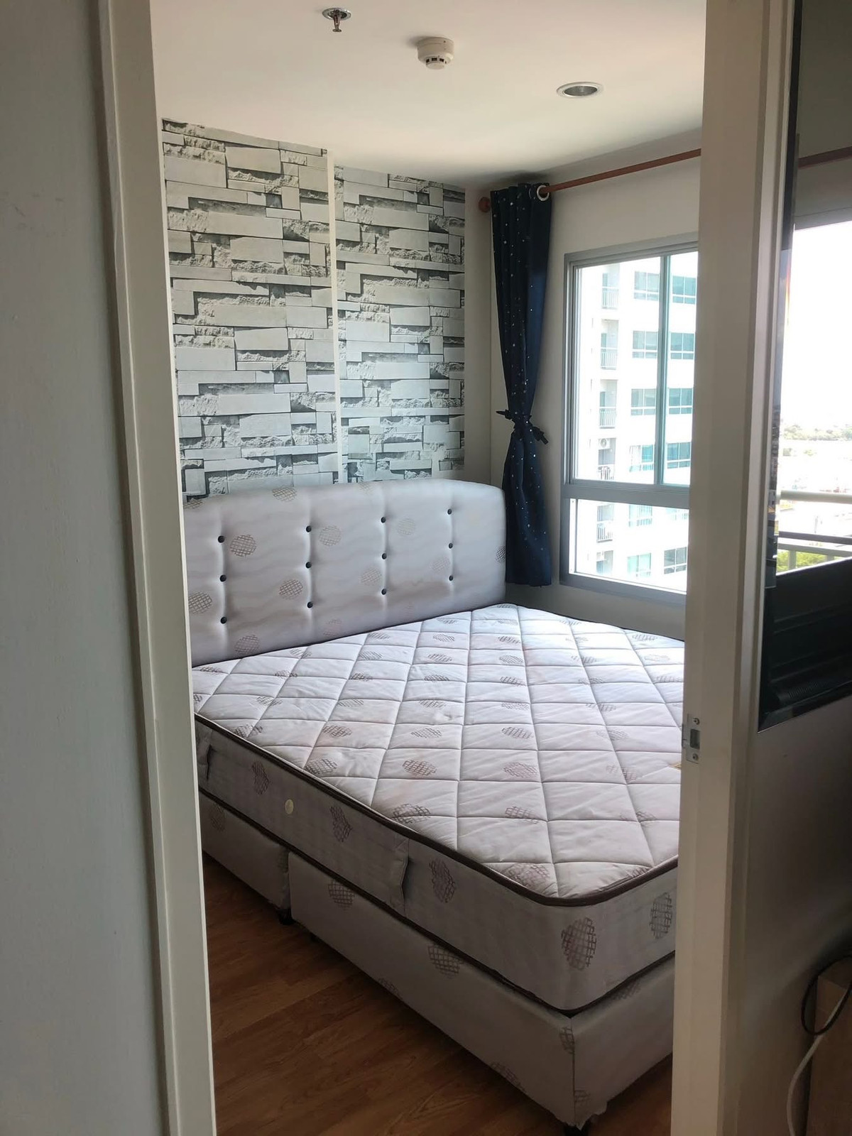 ให้เช่าคอนโดบางแค เพชรเกษม : ให้เช่าคอนโด ลุมพินี พาร์ค เพชรเกษม 98 ห้อง 2 นอน  ใกล้เดอะมอลล์บางแค และรถไฟฟ้า MRT หลักสอง