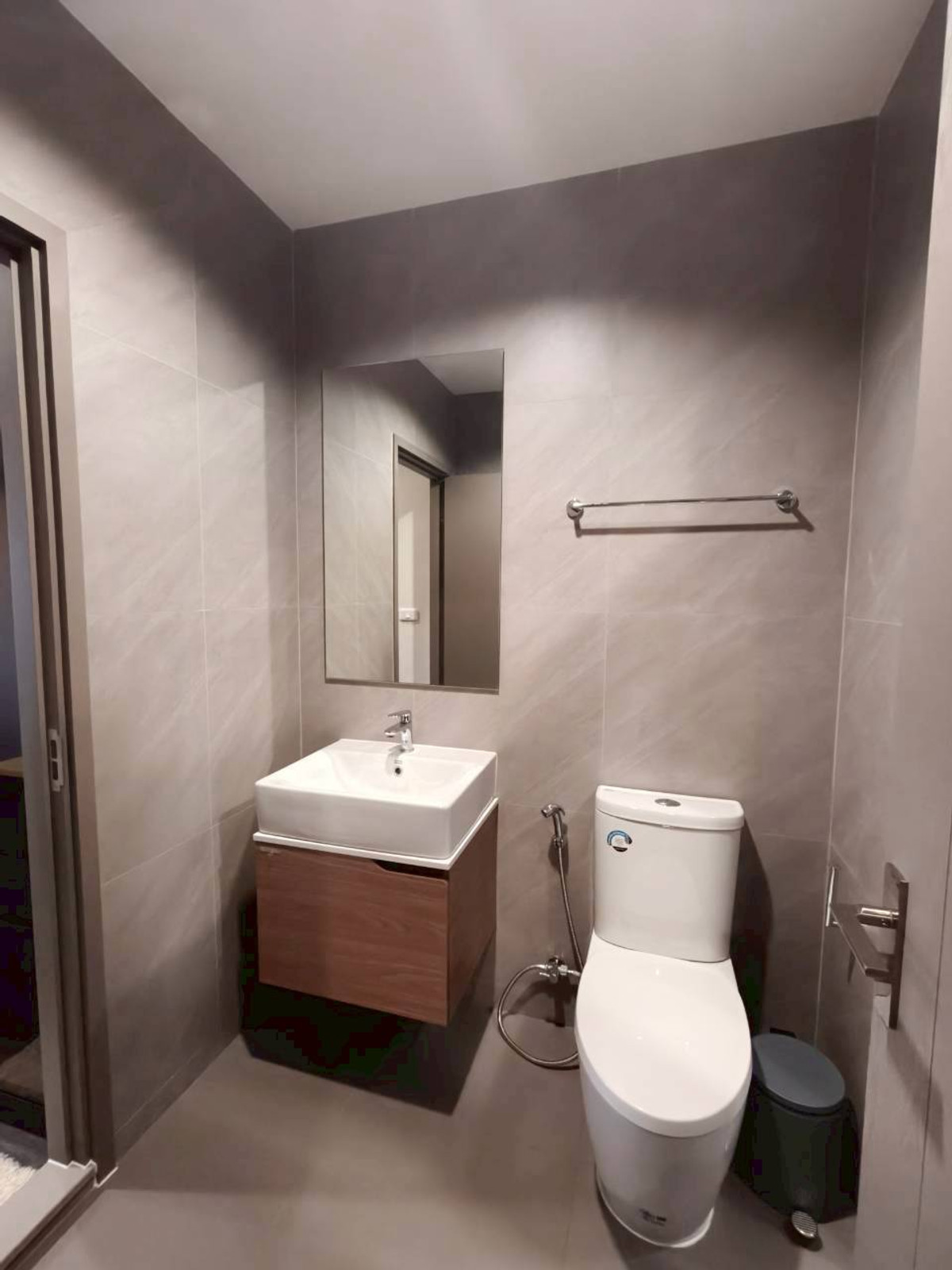 ให้เช่าคอนโดคลองเตย กล้วยน้ำไท : Line @assetcorner Welcome Co มีห้องว่างใหม่ทุกเดือน 1 Bed/ 1 Bed Plus/ 2 Bed