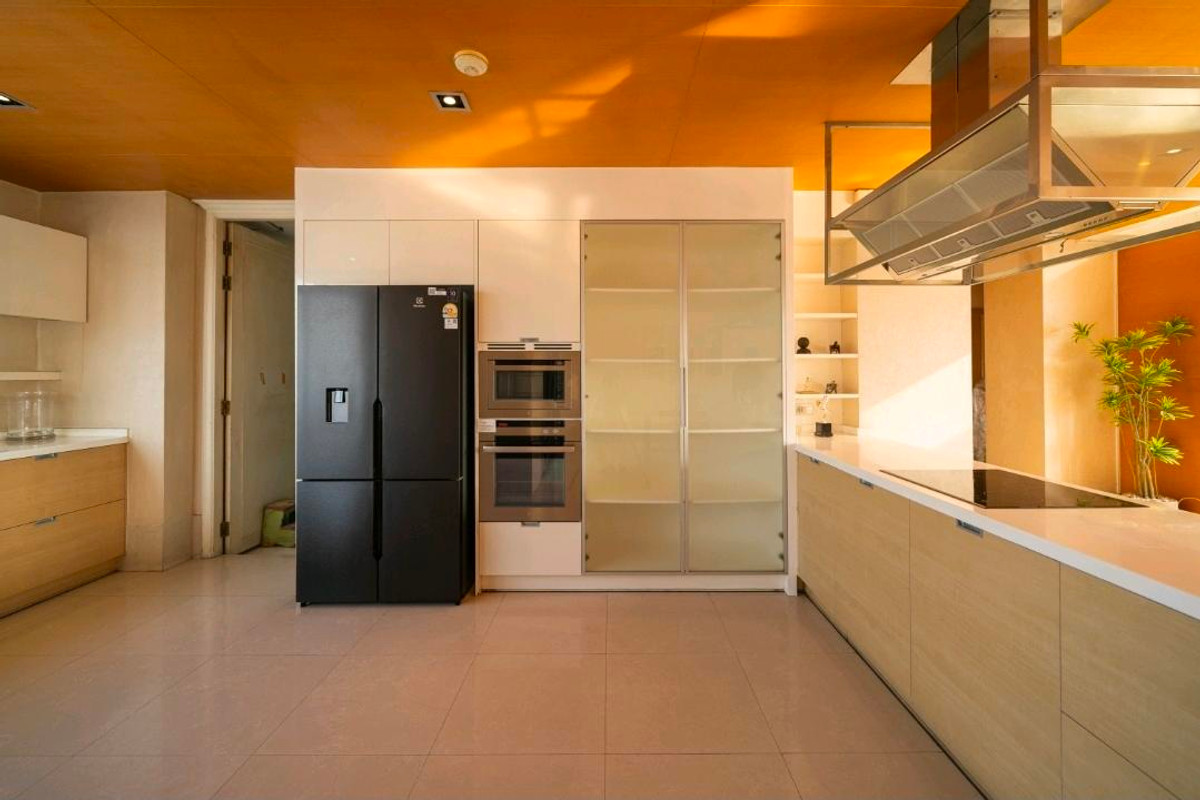 ขายคอนโดสุขุมวิท อโศก ทองหล่อ : (For Sale🔥) 📍 Hampton Thonglor10 | 6B5B1M 425 sq.m. | Spacious Duplex Penthouse in Thonglor with Private Terrace | Pet-friendly 🐶🐱