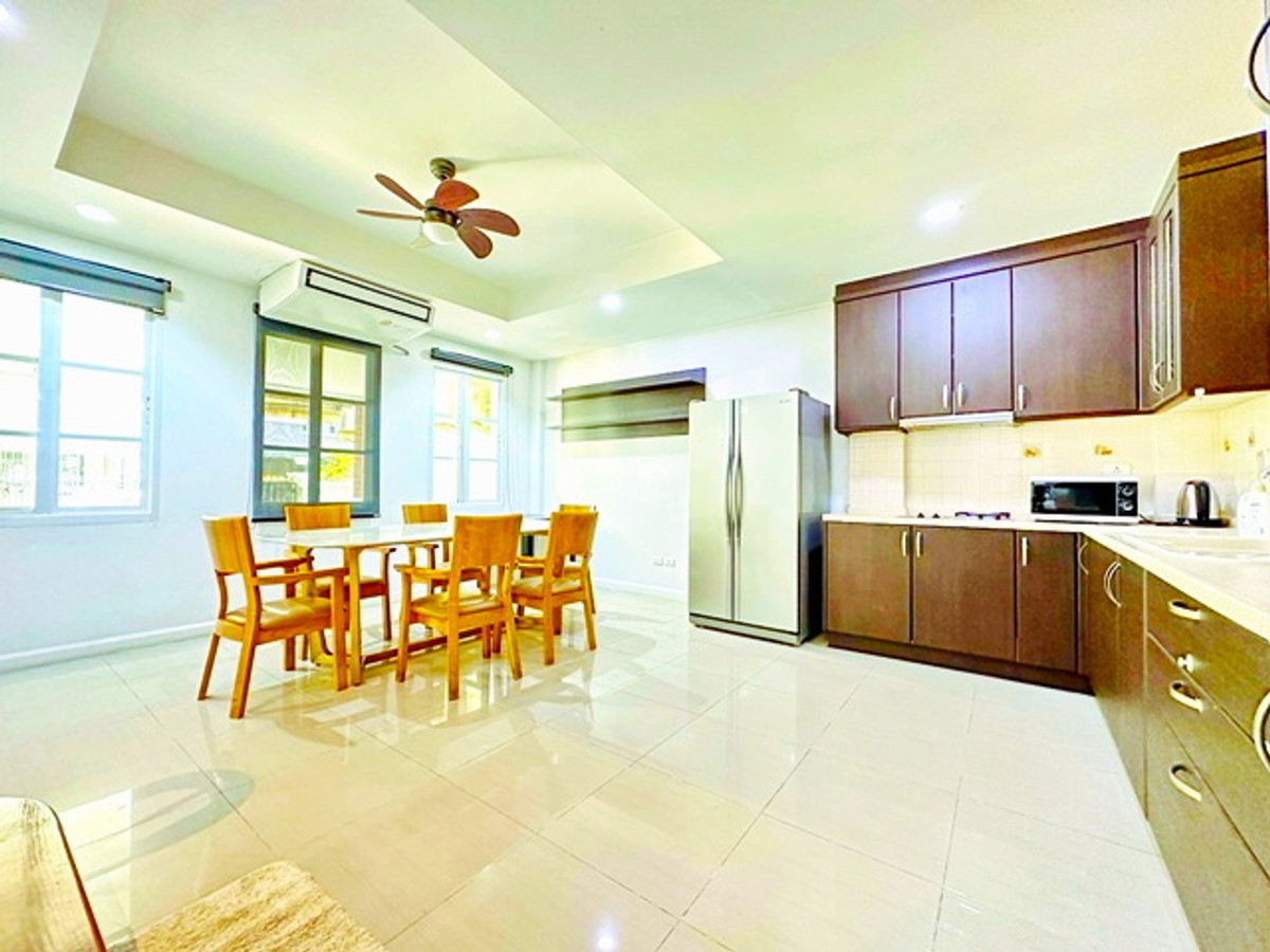 ให้เช่าทาวน์โฮมอ่อนนุช อุดมสุข : ทาวน์โฮมหรู 4 ชั้นฟังก์ชันครบ 3 นอน 4 น้ำ อ่อนนุช ใกล้BTSปุณณวิถี 1.47กม. โลตัส วชิรธรรม7 800ม. 20 ตร.ว. 240 ตร.ม. ตลาดอุดมสุข 1.6 กม