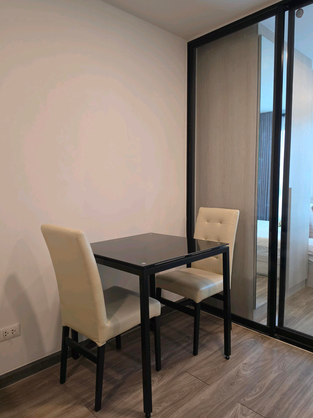 For RentCondoRatchadapisek, Huaikwang, Suttisan : 🚩For Rent: The Collect Ratchada 32 / 28 Sqm. / 3 fl. / Garden View