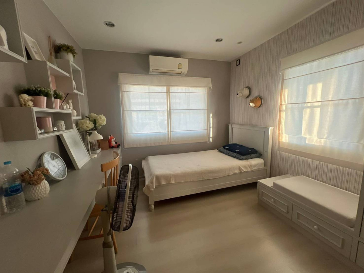 For RentHouseSamut Prakan,Samrong : For rent, 2-story detached house, Villaggio Village, Bangna, Soi ABAC Bangna, beautiful house, fully furnished, ready to move in, price 38,000 baht.