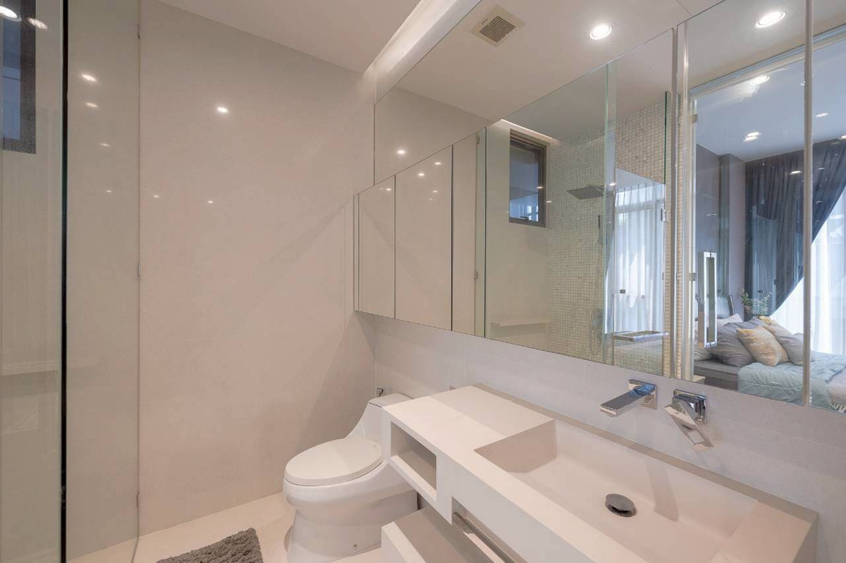 CondoSukhumvit, Asoke, Thonglor : RC033526 Condo 2 beds for rent/sale at VITTORIO Sukhumvit 39 near BTS Phrom Phong