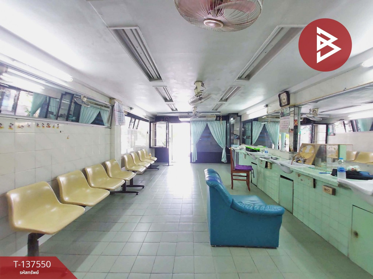 For SaleShop HouseBang kae, Phetkasem : Commercial building for sale, 4 and a half floors, Soi Phetkasem 46, Bangkok, near Seacon Bang Khae.