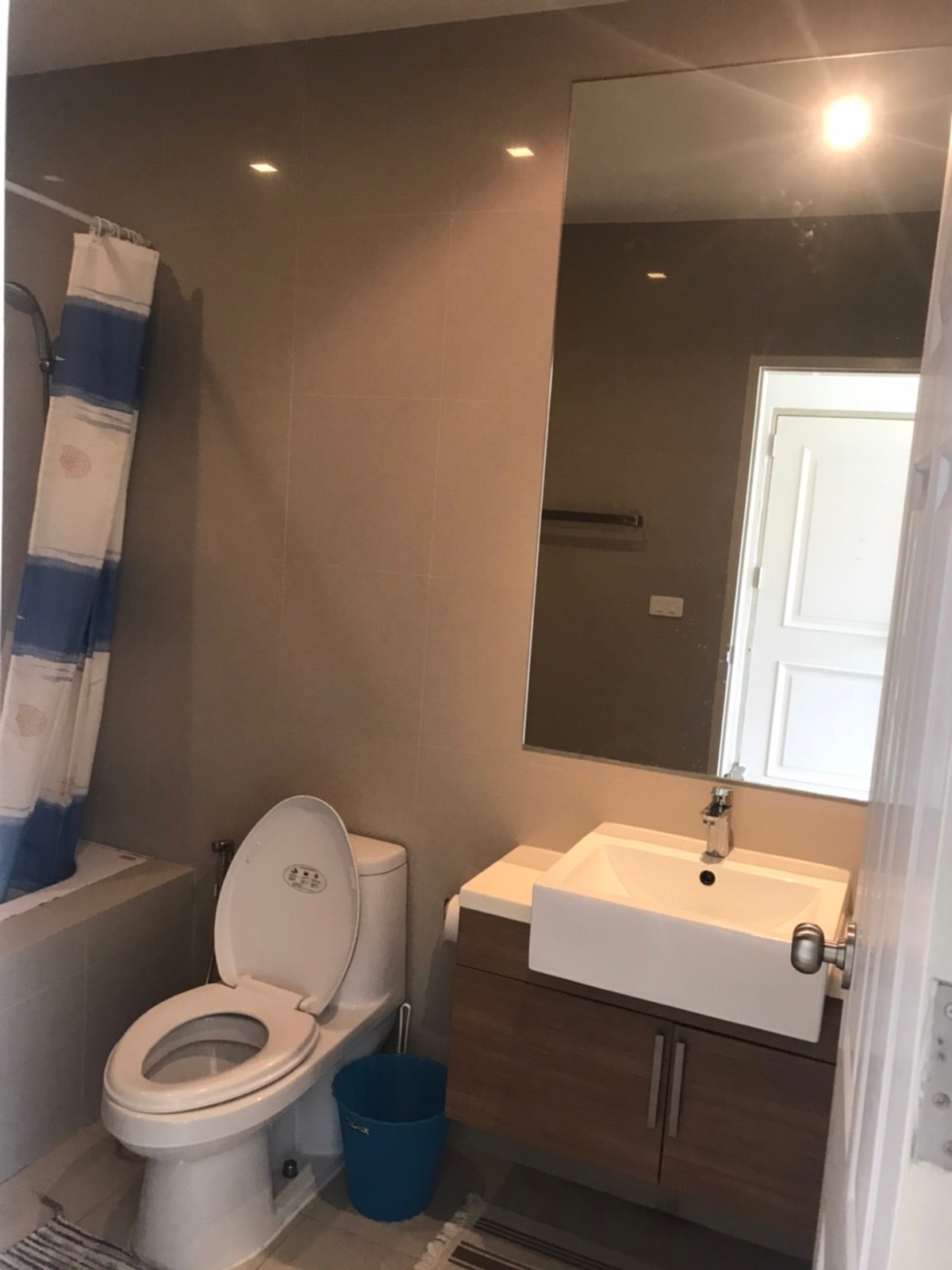 For RentCondoAri,Anusaowaree : Urgently available room for rent: Noble Reform (Noble Reform) If interested in negotiating the price, add Line @condo168 (with @ in front as well)