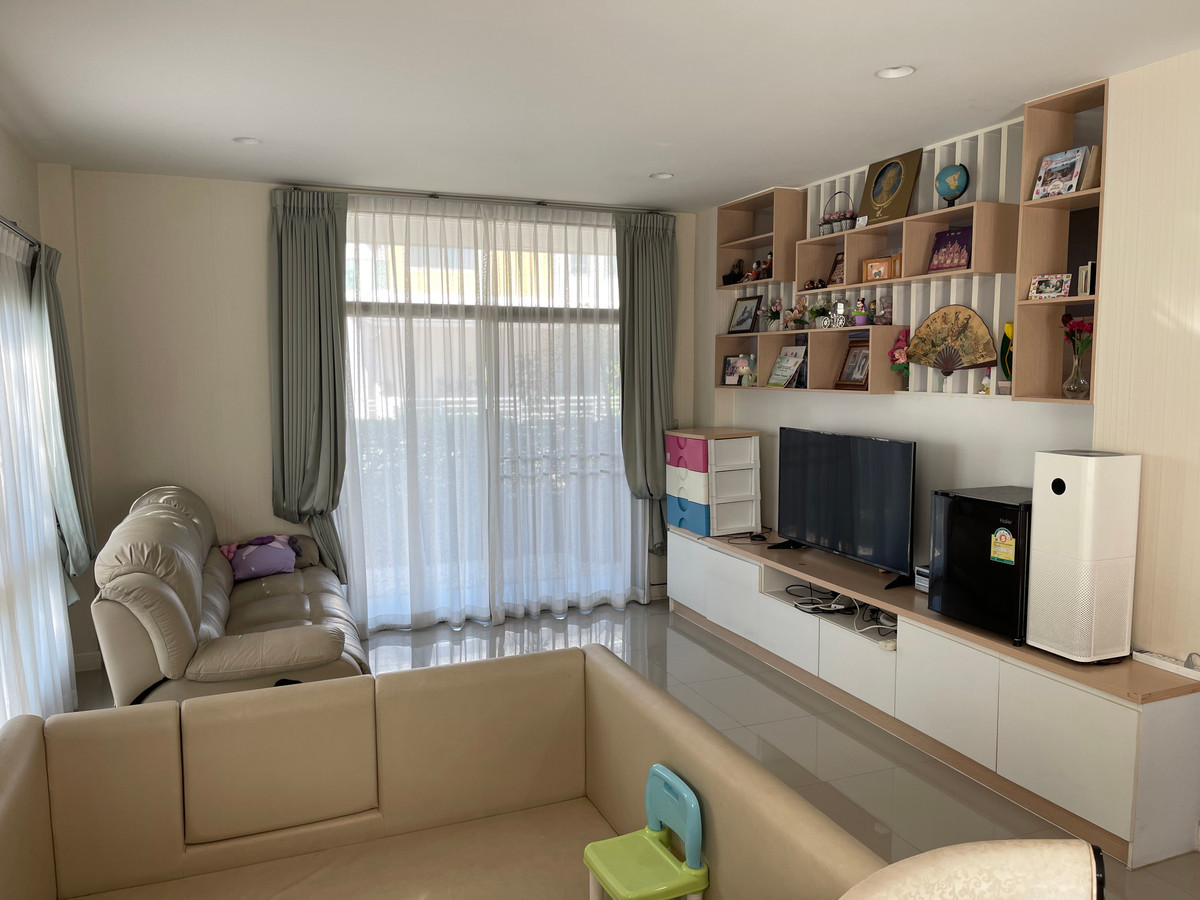 ให้เช่าบ้านนนทบุรี บางใหญ่ บางบัวทอง : ปล่อยเช่าบ้านเดี่ยว เพอร์เฟค เพลส รัตนาธิเบศร์ - สถานีไทรม้า ใกล้ MRT สายสีม่วง