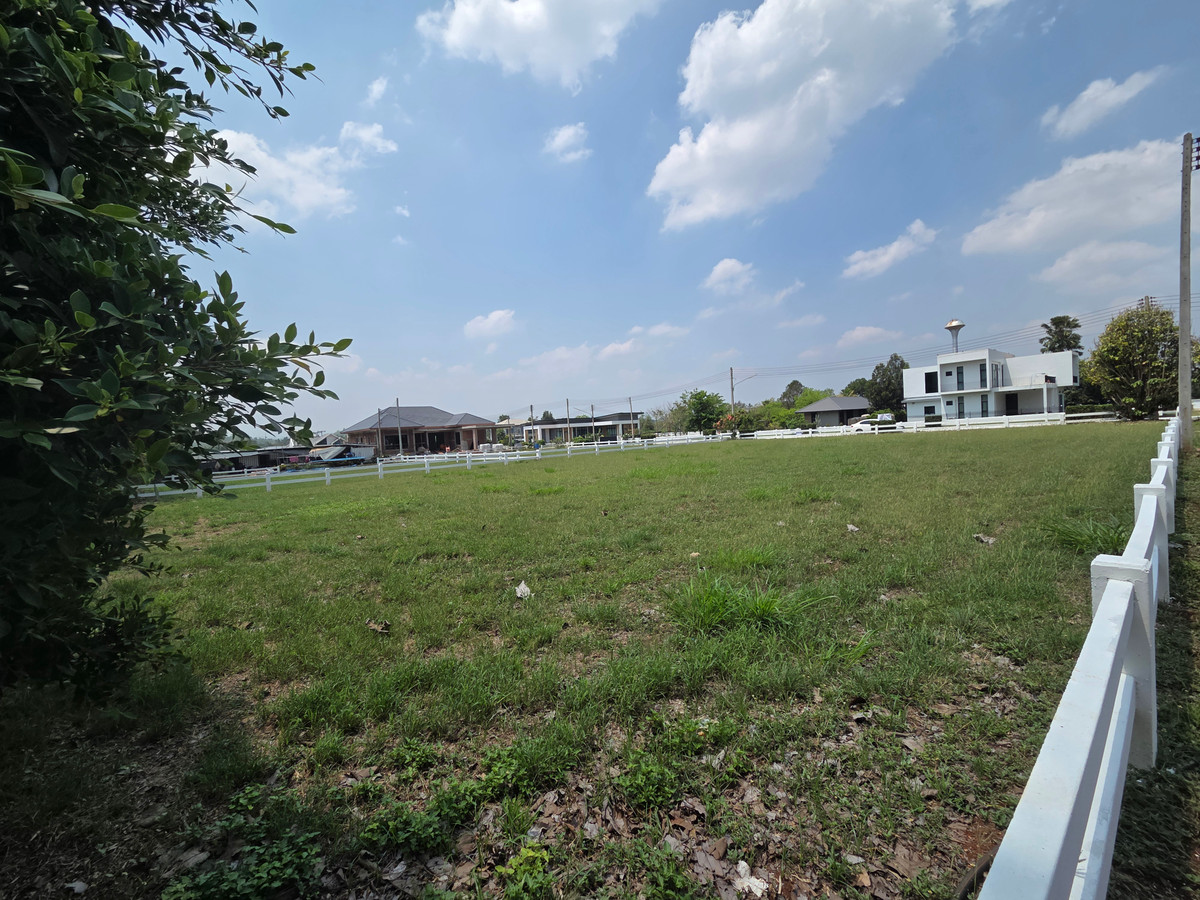 For SaleLandPak Chong KhaoYai : Land for Sale in Khao Yai, Thailand (Pak Chong) – 302 sq.wah | Green Montana Gated Community | 28 m. Wide Frontage | Ideal for Luxury Home near Bangkok