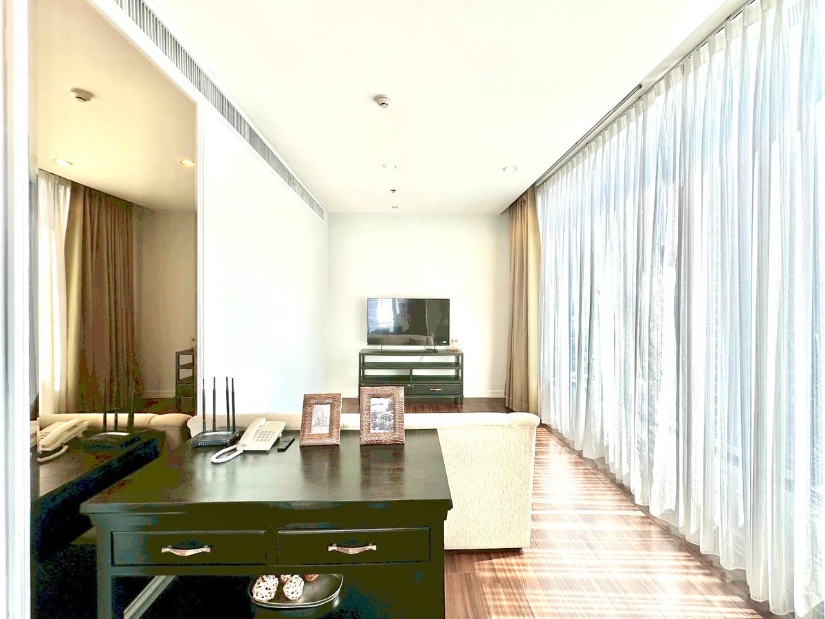 ให้เช่าคอนโดสาทร นราธิวาส : ให้เช่า คอนโด 2 ห้องนอน 113 ตร.ม. ใกล้ BTS ช่องนนทรี