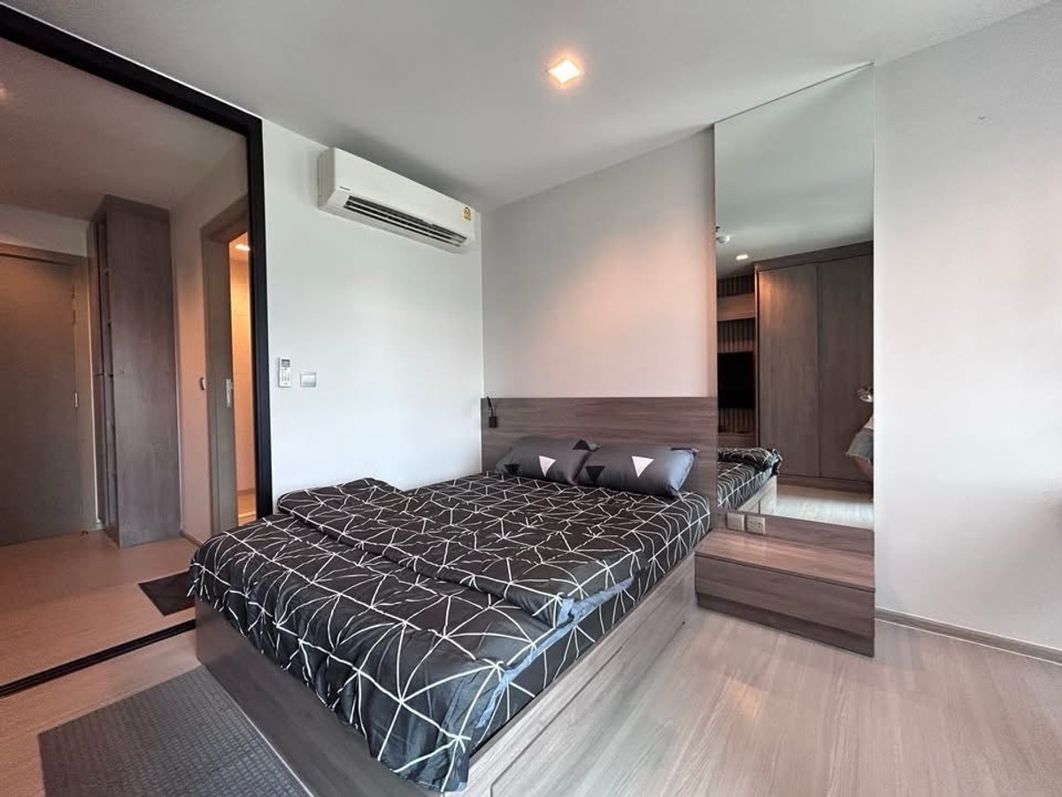 For RentCondoRama9, Petchburi, RCA : 🔥 Near MRT Rama 9, only 300 m. | High floor, southern view | Life Asoke–Rama 9 🔥