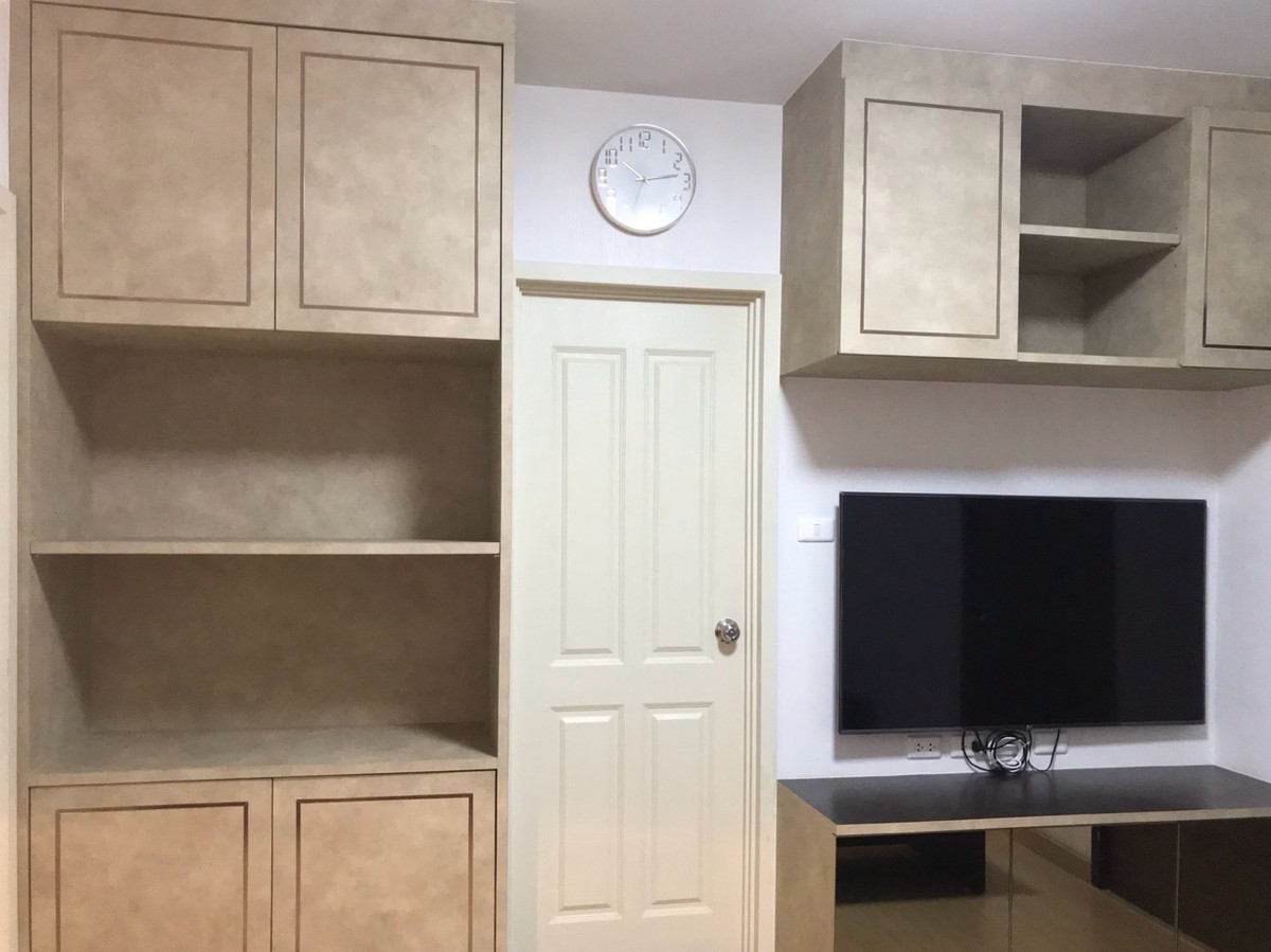 For RentCondoRama9, Petchburi, RCA : Condo for rent, Supalai Veranda Rama 9, Building A, 18th floor, Room 367, size 39 sq m.
Premium grade furniture, complete, ready to move in 
Rent 17,500 baht/month. If interested, contact 0917519869.
line: pengiphone