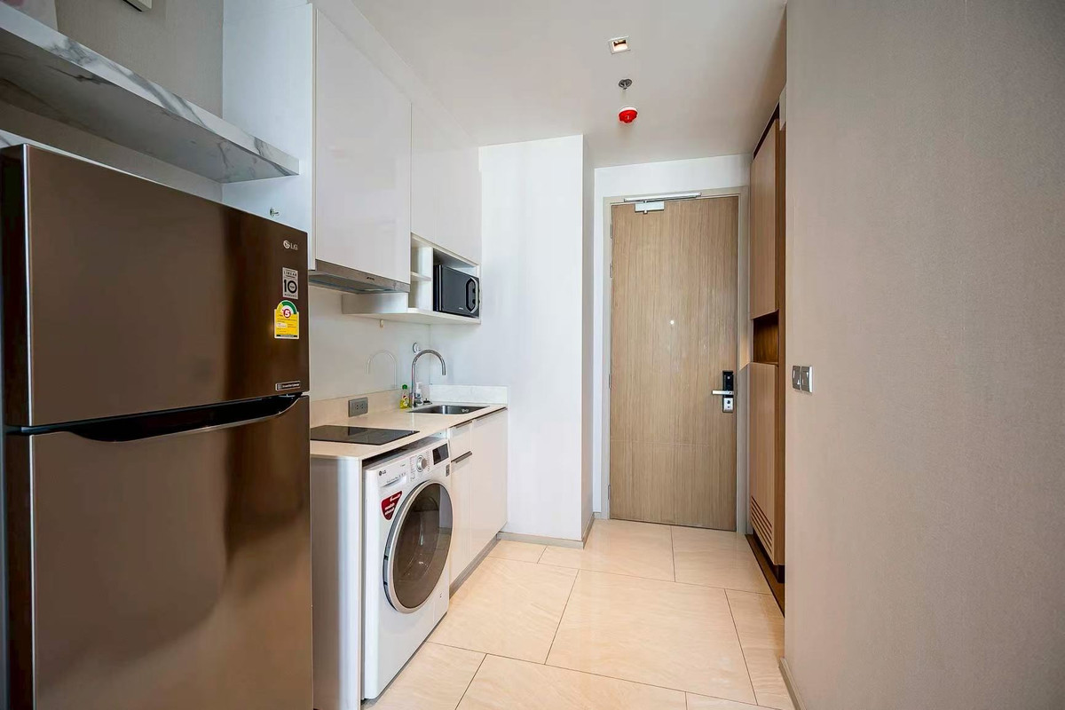 ให้เช่าคอนโดสีลม ศาลาแดง บางรัก : แอชตัน สีลม 1BED | 33ตรม | BTS ช่องนนทรี | 30,000/เดือน