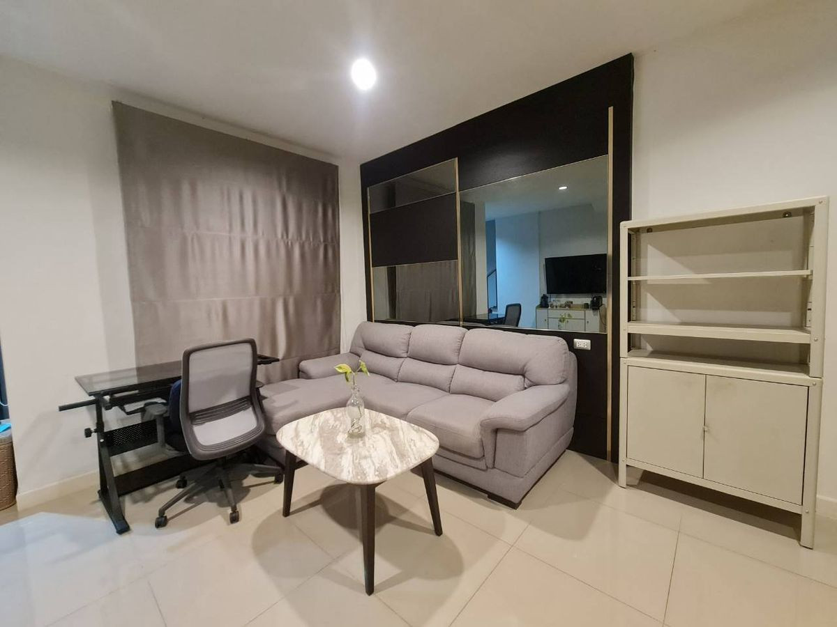 ให้เช่าทาวน์โฮมสมุทรปราการ สำโรง : ให้เช่า หลังมุม 18.2ตรว 3นอน2น้ำ ทาวน์โฮม 2 ชั้น Pleno สุขุมวิท บางนา