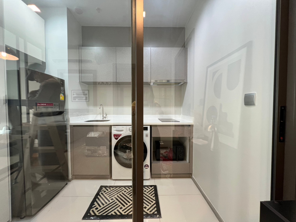 ขายคอนโดพระราม 9 เพชรบุรีตัดใหม่ RCA : ✤ Life Asoke Rama9 ✤ ประกาศขายด่วน! ห้อง 1 ห้องนอน ราคาพิเศษ เพียง 4.5 ล้านบาท