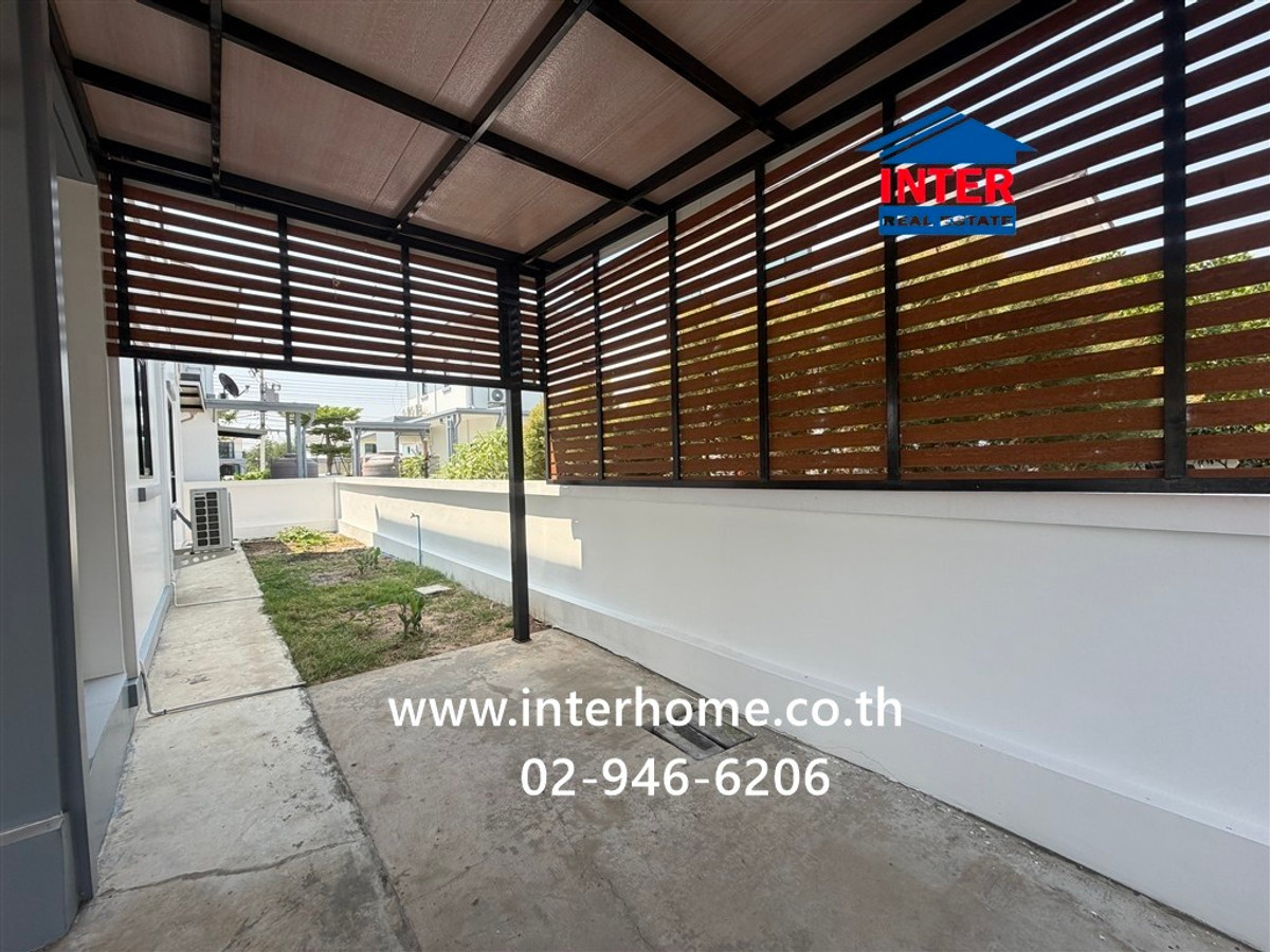 For SaleHouseBuri Ram : 2-story detached house, 67.9 sq m, Thada Diasis Village. Near Sarasas Witaed Buriram School, Soi Thada Soi 2, Road No. 3021 Road number 288 (Luang Mueang Road) Mueang Buriram, Buriram