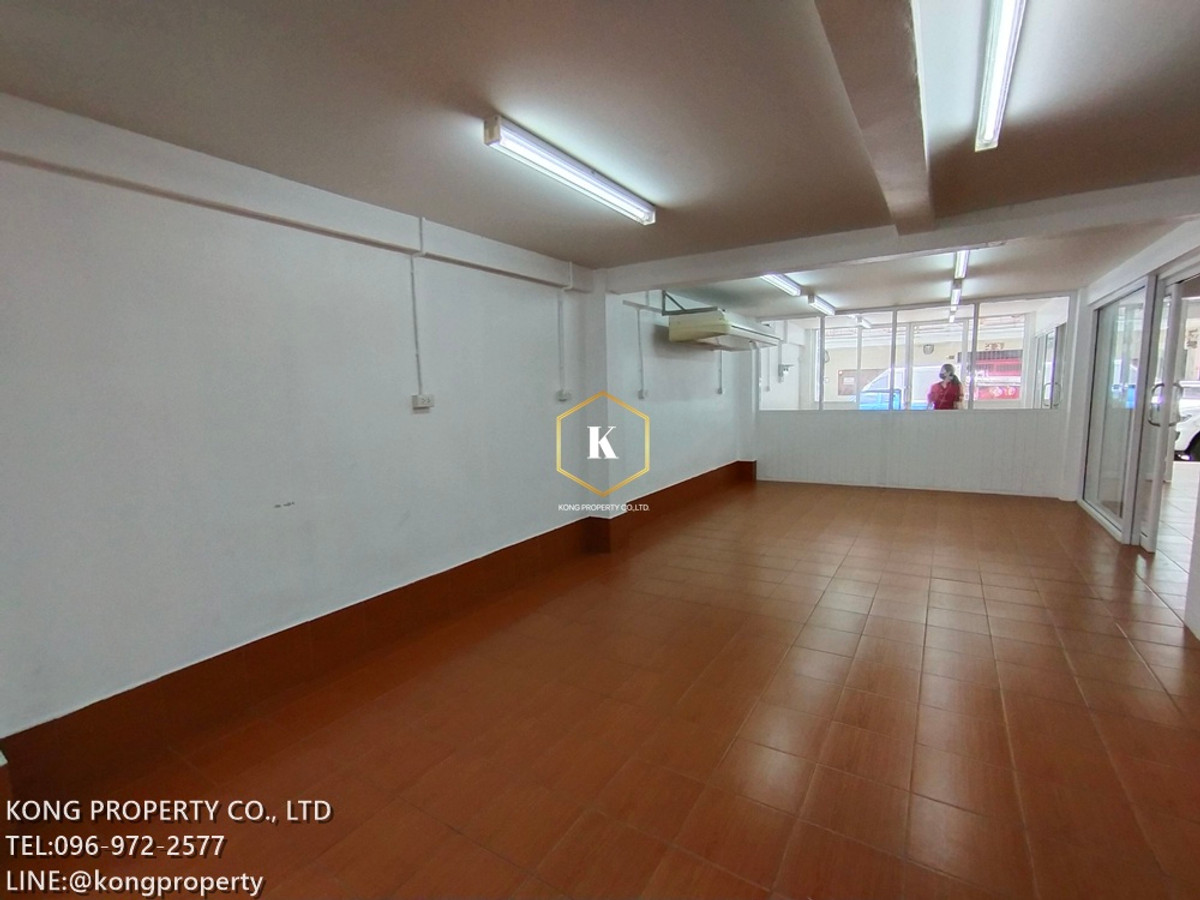 For RentWarehouseBang kae, Phetkasem : Factory for rent, food production, cosmetics production, Phetkasem 69, Nong Khaem, Bangkok