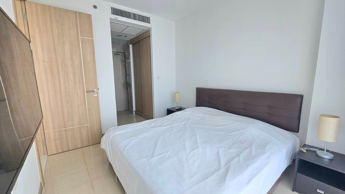 ให้เช่าคอนโดพัทยา บางแสน ชลบุรี สัตหีบ : ให้เช่าเดอะริเวียร่าวงศ์อมาตย์บีช 50,000 บาท/เดือน | 2 ห้องนอน 2 ห้องน้ำ | 70 ตรม. | วิวทะเล | 37 ชั้น