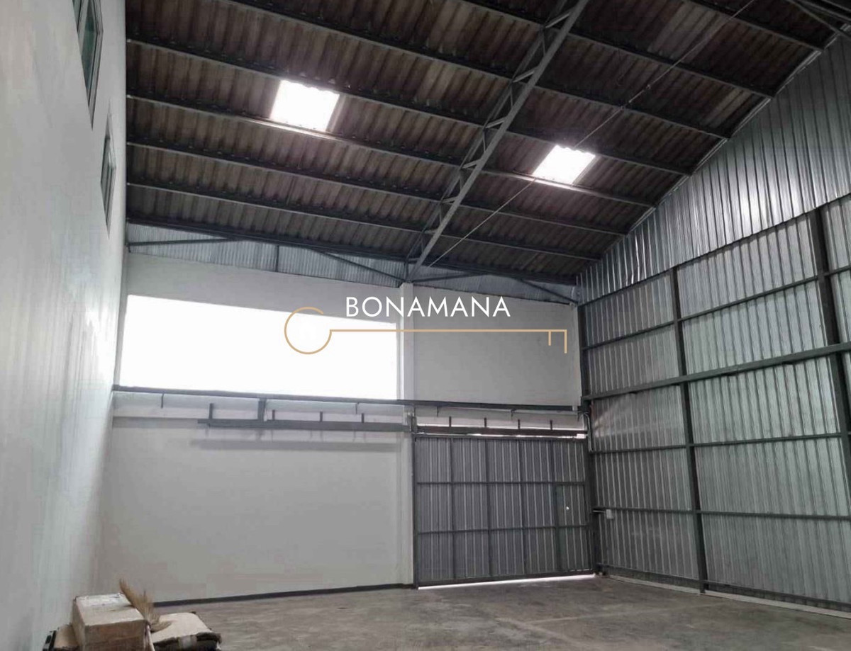 For RentWarehouseRama9, Petchburi, RCA : Office, warehouse for rent, Ramkhamhaeng, Khlong Tan