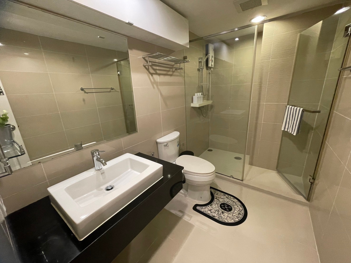 ขายคอนโดพระราม 9 เพชรบุรีตัดใหม่ RCA : Belle Grand Rama 9 / 3 Bedrooms (SALE WITH TENANT), เบลล์ แกรนด์ พระราม 9 / 3 ห้องนอน (ขายพร้อมผู้เช่า) JSMN078