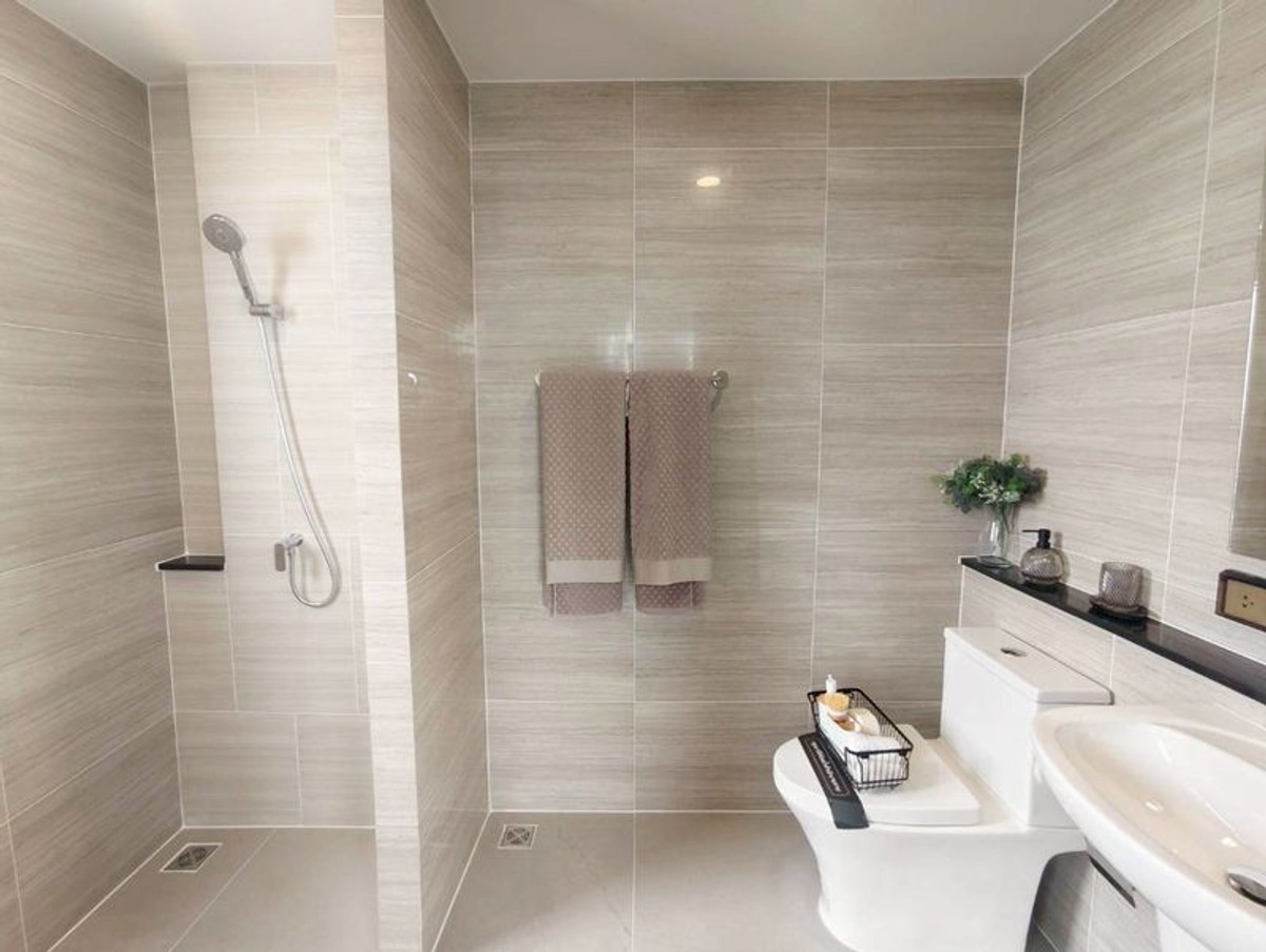 For SaleRama5, Ratchapruek, Bangkruai : 2-story detached/detached house for sale, Britannia Ratchaphruek-Kanchanaphisek project, usable area 145 - 190 square meters, 3-4 bedrooms, Soi Wat Tha Kwian. Khlong Phra Udom Subdistrict Lat Lum Kaeo District Pathum Thani Province