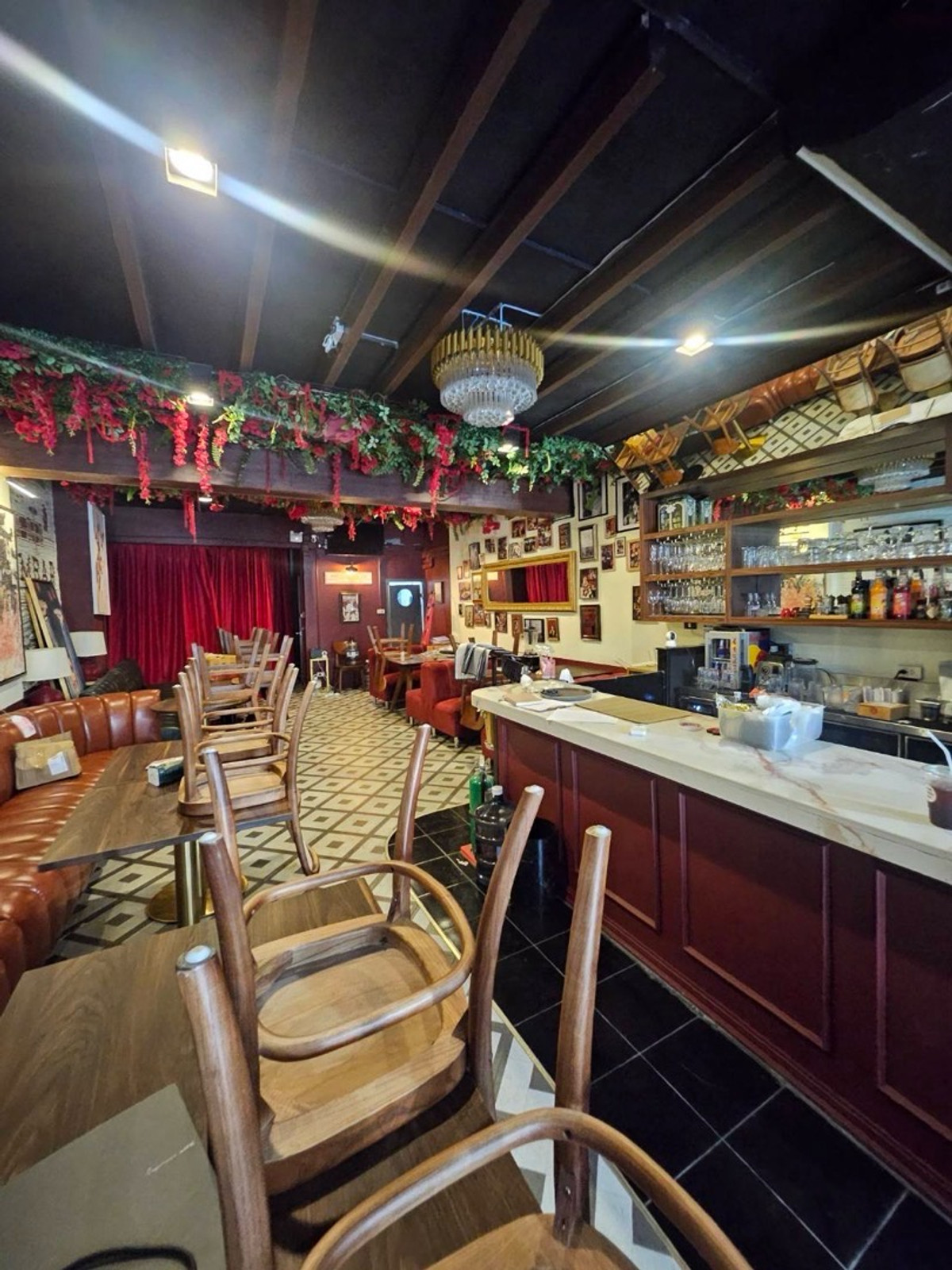 For RentShop HouseSukhumvit, Asoke, Thonglor : ✨ For Rent |📍 Park Avenue (1st floor)
Area size 70 sq m., ground floor, convenient travel, good location.