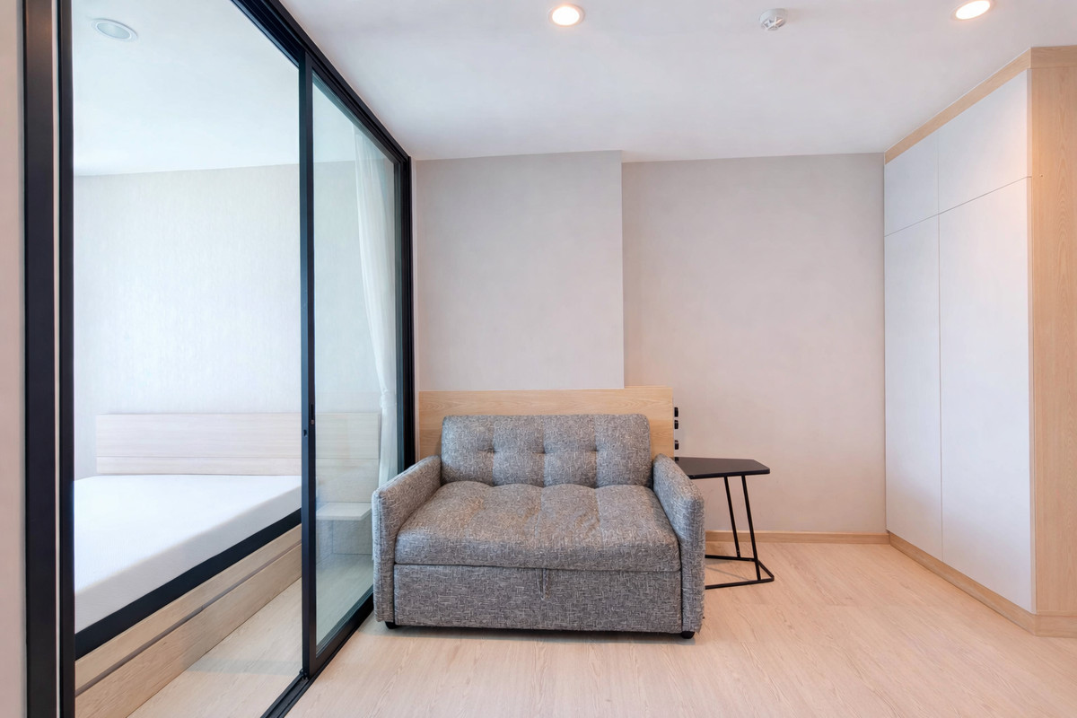 คอนโดพระราม 9 เพชรบุรีตัดใหม่ RCA : 🔥 Life Asoke ห้อง 1 Bed Plus — อยู่เองก็ดี ทำงานก็ได้ นัดชมได้เลยวันนี้ โทร.063-6165390