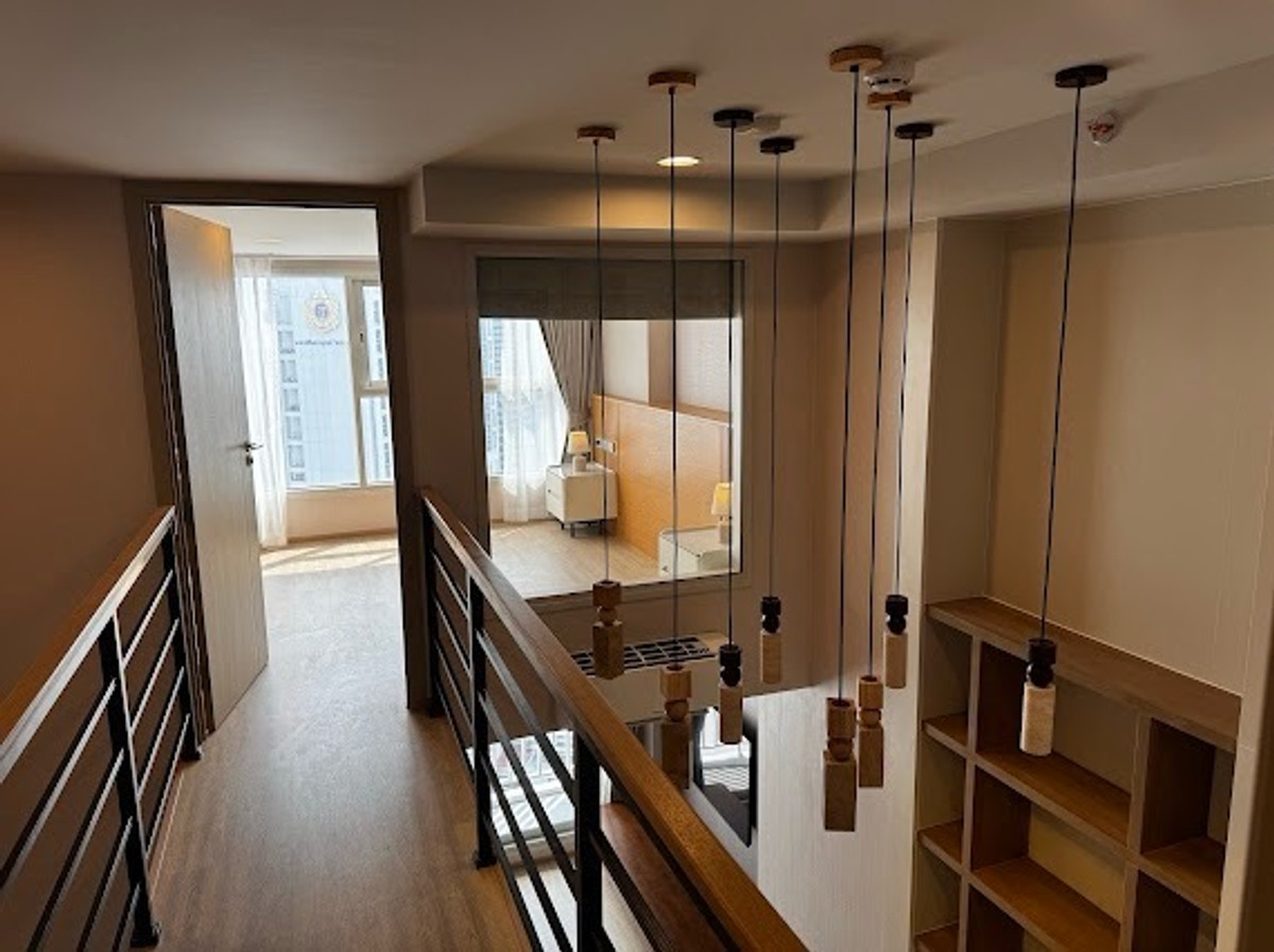 For RentCondoSiam Paragon ,Chulalongkorn,Samyan : New ✨ Culture Chula Modern Loft : 2 Bedroom, 1 Bathroom | 57 sq.m. | High Floor, Unblocked Lumpini Park View Only 52,000 per month 🏡🌳