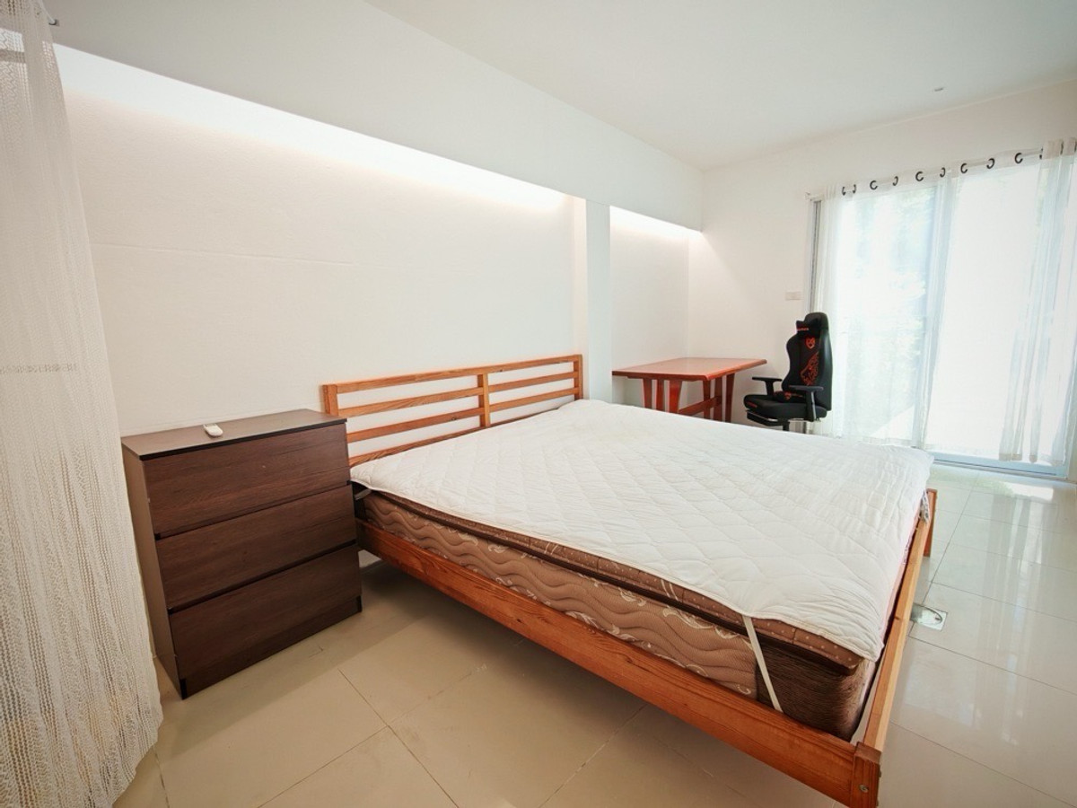 ให้เช่าบ้านท่าพระ ตลาดพลู วุฒากาศ : 🏡 ปล่อยเช่า Townhouse รีโนเวทใหม่ ใจกลางสาทร | ใกล้ BTS เพียง 4 นาที ✨