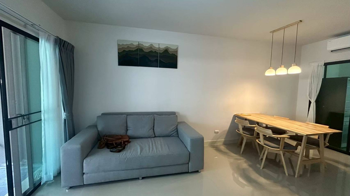 ให้เช่าทาวน์โฮมนวมินทร์ รามอินทรา : ให้เช่าทาวน์โฮม บ้านกลางเมือง รามอินทรา เฟอร์ครบ ใกล้รถไฟฟ้า MRT คู้บอน และแฟชั่นไอซ์แลนด์