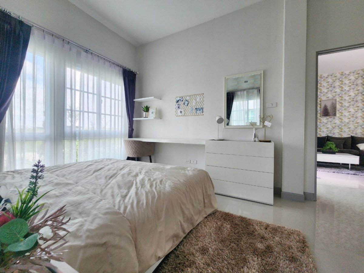 ขายพัทยา บางแสน ชลบุรี สัตหีบ : บ้านแฝดอิสระสไตล์บ้านเดี่ยว อิสระแห่งการพักผ่อน 