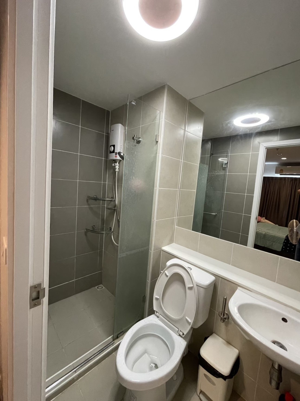 For SaleCondoRama9, Petchburi, RCA : Beautiful corner room, high floor, 26.58 sq m. Best price!!⭐Plum Condo Ramkhamhaeng Station