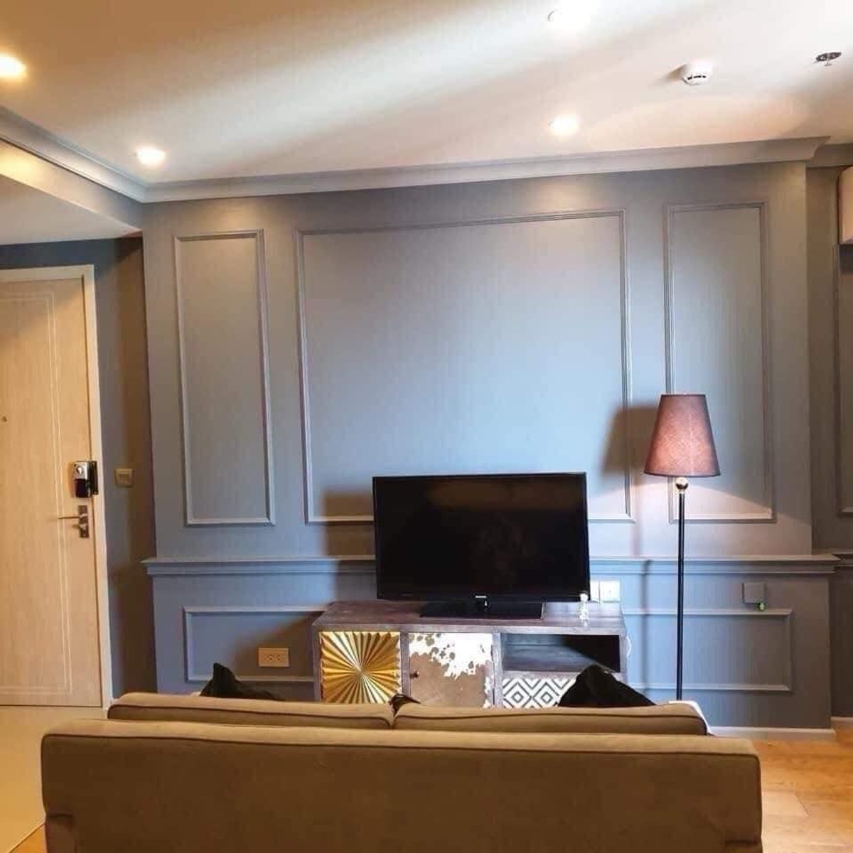 For RentCondoRatchathewi,Phayathai : 🔥Rent at Q Chidlom 🔥1BR 1BR 🔥24,000🔥35sqm 🔥Floor23