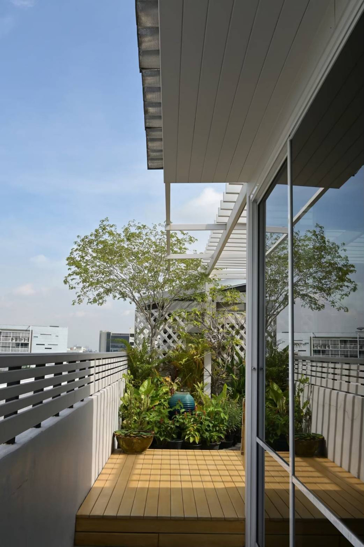 ให้เช่าโฮมออฟฟิศบางนา แบริ่ง ลาซาล : 🔥 ให้เช่า Home Office Luxury บางนา 🔥  ครบ จบ ทั้งออฟฟิศ + ที่พักในที่เดียว! พร้อมใช้งานทันที