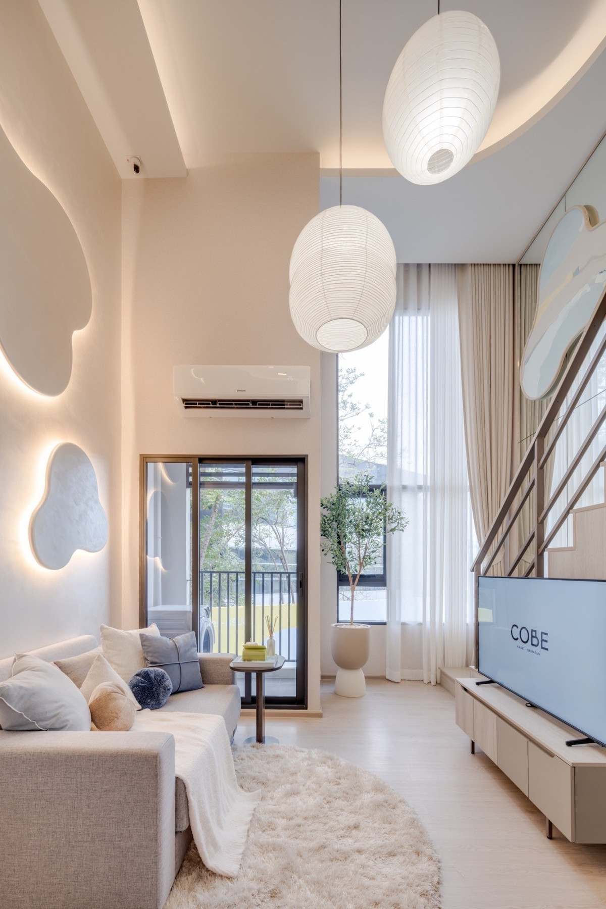 For SaleCondoKasetsart, Ratchayothin : [RARE ITEM 21st floor] Loft, ceiling height 4.7 meters, next to BTS Bang Bua 0 meters! COBE Kaset-Sripatum, new room, beautiful view, central area, 24 hrs.
