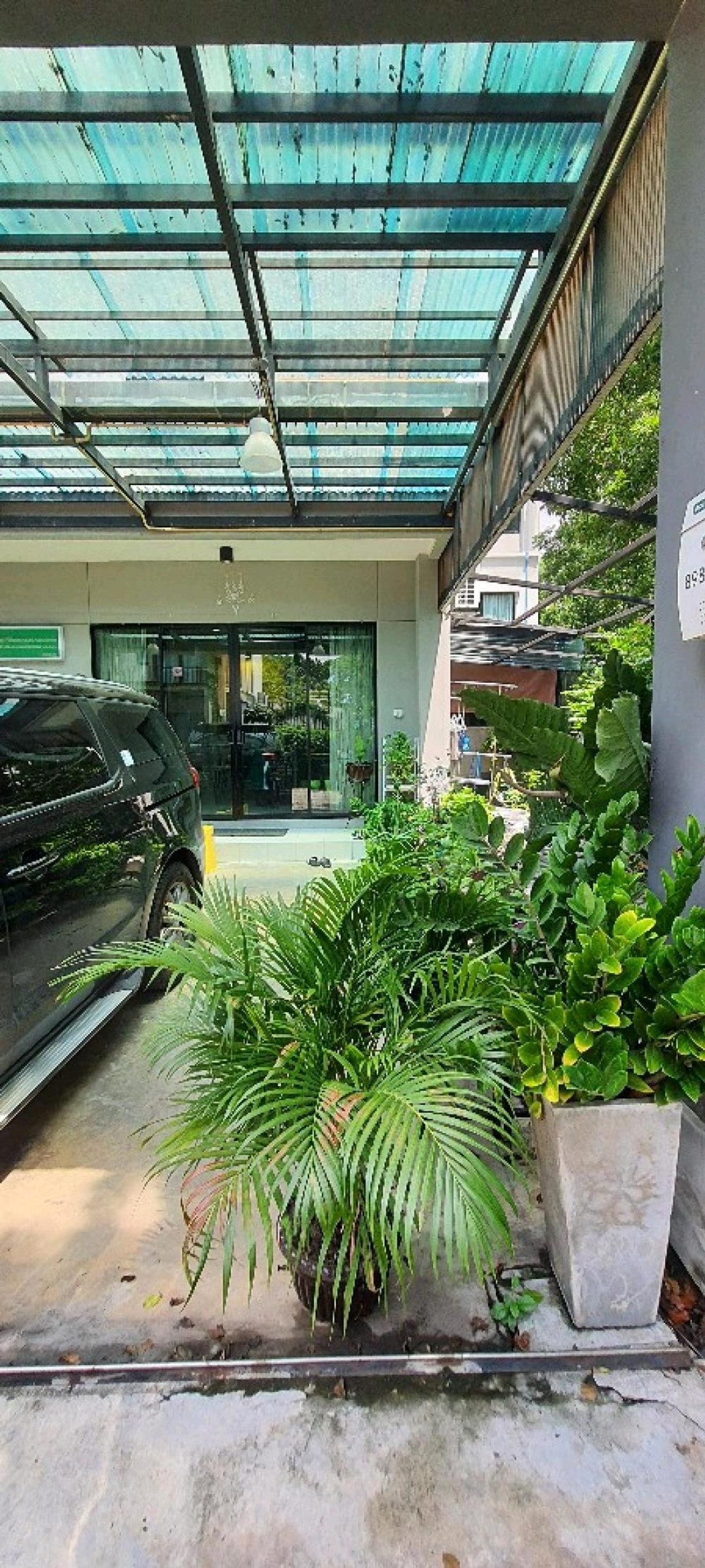 ทาวน์โฮมเกษตร นวมินทร์ ลาดปลาเค้า : ขาย/ ให้เช่าทาว์นโฮม  3 ชั้น 3 หัองนอน 250 ตรม หลังมุม หมู่บ้านอีโค-สเปซ เกษตร-นวมินทร์