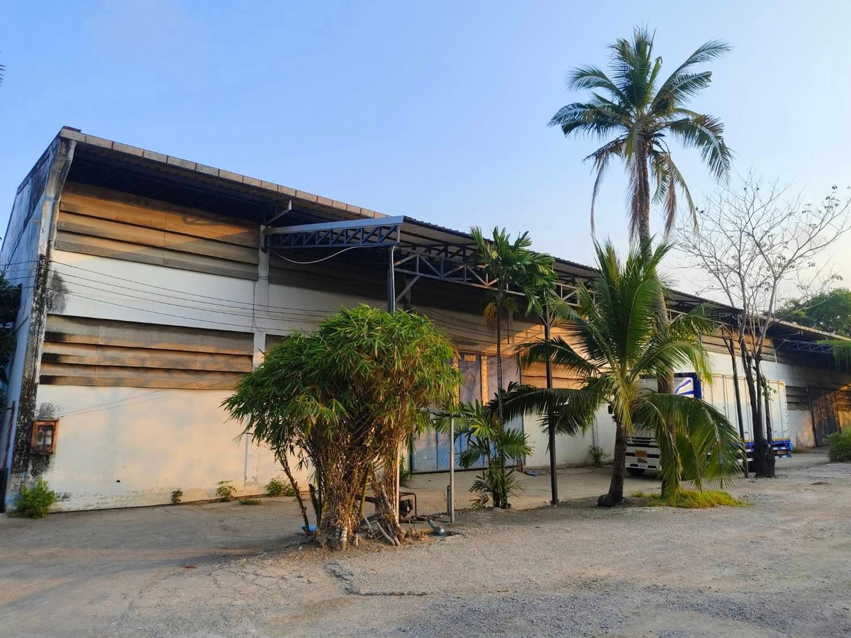 ให้เช่าโกดังพระราม 2 บางขุนเทียน : โกดังให้เช่าพระราม2 ติดถนนใหญ่ โกดังบางกระดี่ แสมดำ ขนาดโกดัง 1,200ตรม. พร้อมสำนักงาน4ชั้น บริเวณที่จอดกว้างขวาง