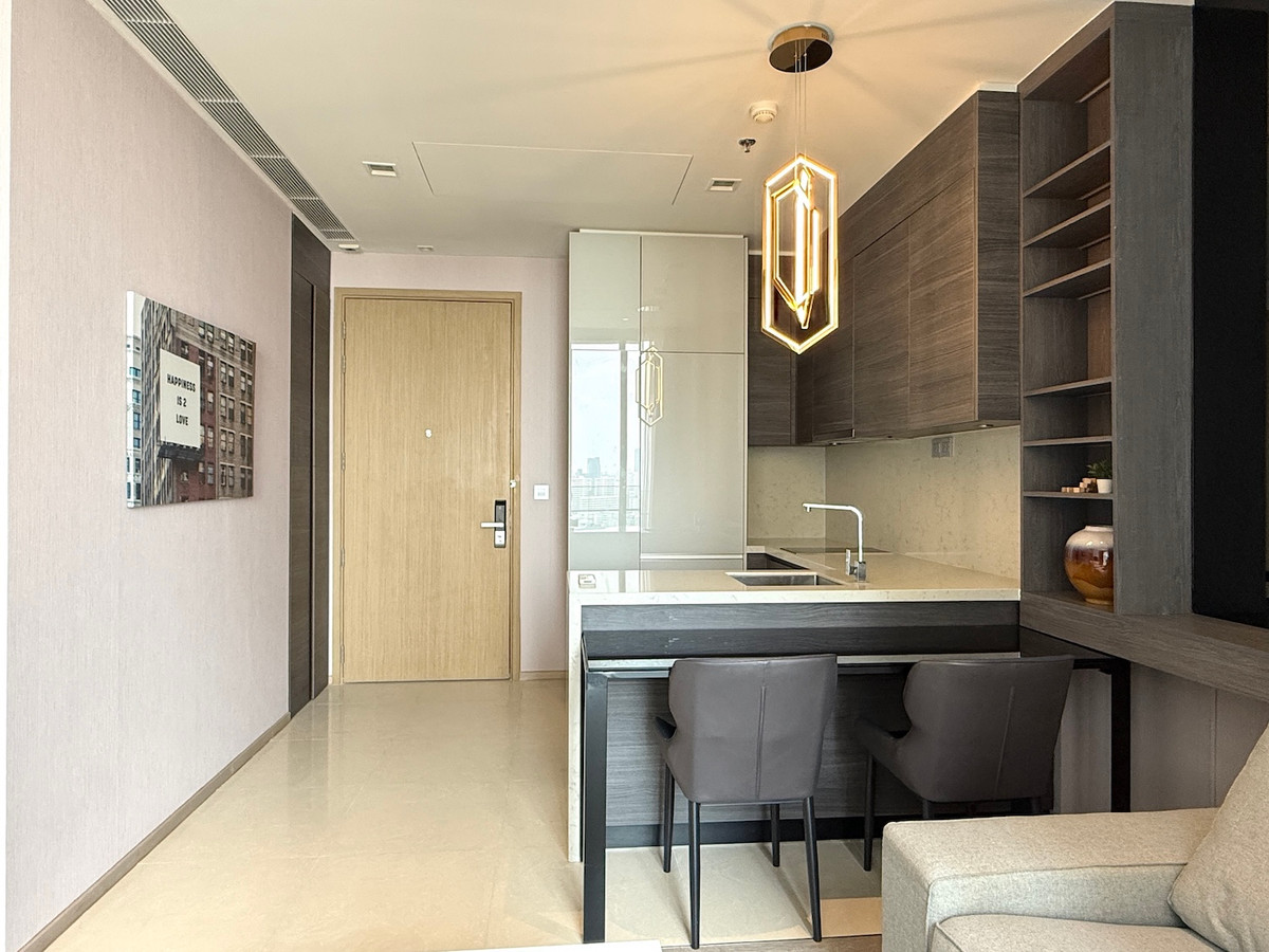 ให้เช่าคอนโดสุขุมวิท อโศก ทองหล่อ : 1 ห้องนอน 47 ตร.ม. ชั้นสูง วิวเมือง ใกล้ BTS อโศก & MRT