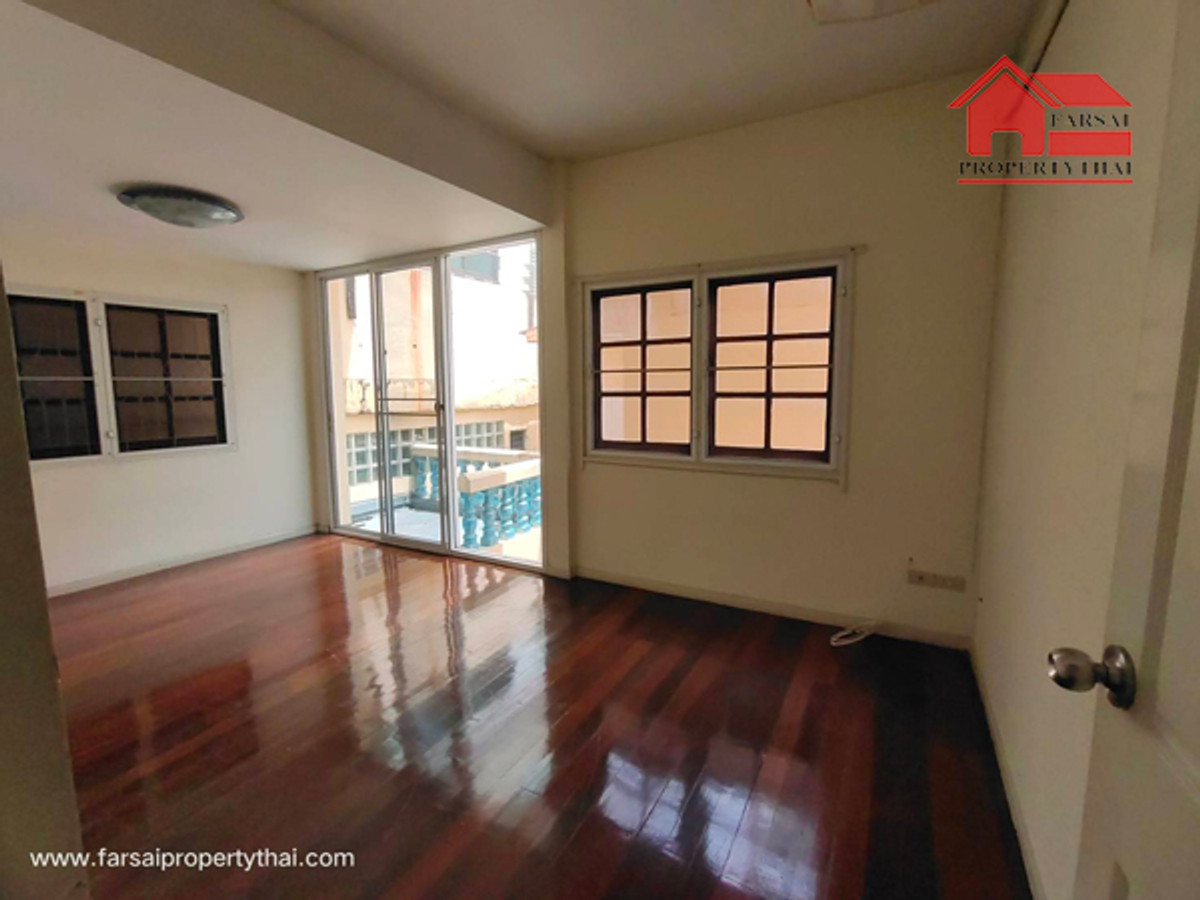 For RentHouseOnnut, Udomsuk : 2-storey detached house for rent, area 120 square meters, 4 bedrooms, 4 bathrooms, air conditioning, fully furnished, Sukhumvit Road 103, Soi Udomsuk, near Central Bangna, rental price 28,000 baht/month ( I want to work with you for a long time. 081-732-9