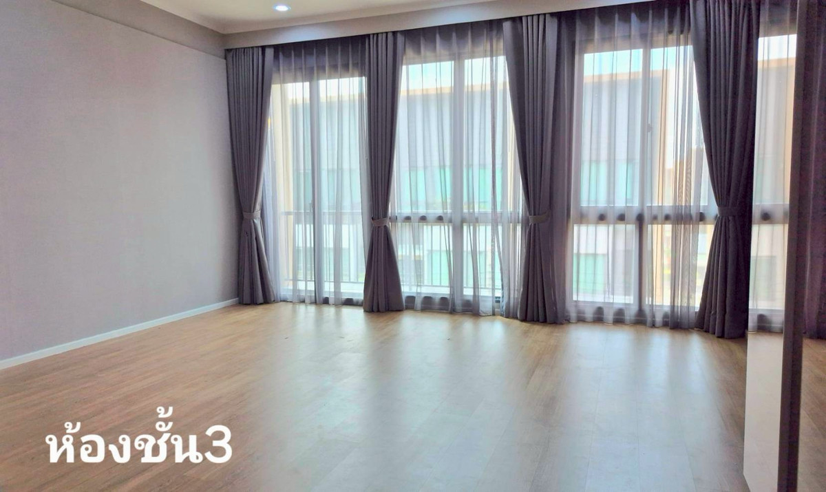 For SaleTownhomeRathburana, Suksawat : Urgent sale, 3-story townhome, decorated and ready to move in. village in the middle of the city Sathorn-Suksawat (AP Project) Soi Suksawat 39