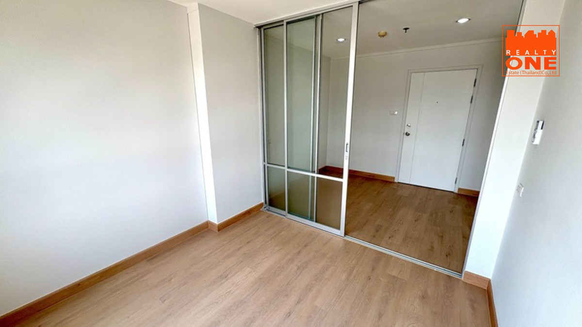 ขายคอนโดอ่อนนุช อุดมสุข : ขายด่วน! ห้องสวยรีโนเวทใหม่ ลุมพินี วิลล์ สุขุมวิท 77 เฟส 2 ติดถนนอ่อนนุช (Lumpini Ville Sukhumvit 77 Phase 2)