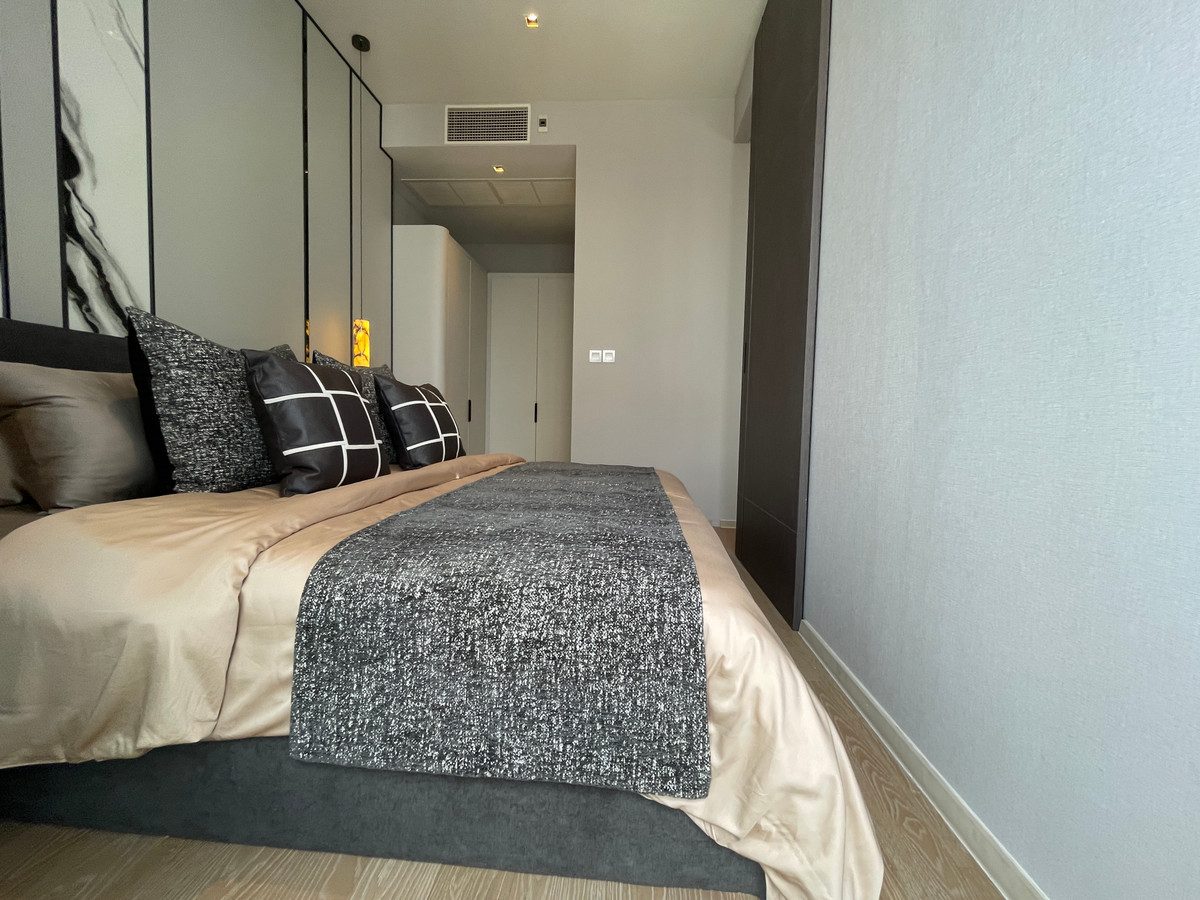 ขายคอนโดสีลม ศาลาแดง บางรัก : [THE PEAK OF SILOM] ASHTON SILOM – Rare 2BR Unit | ชั้น 32 วิวขอบฟ้า ประสบการณ์อยู่คอนโดที่เหมือนอยู่บ้าน 