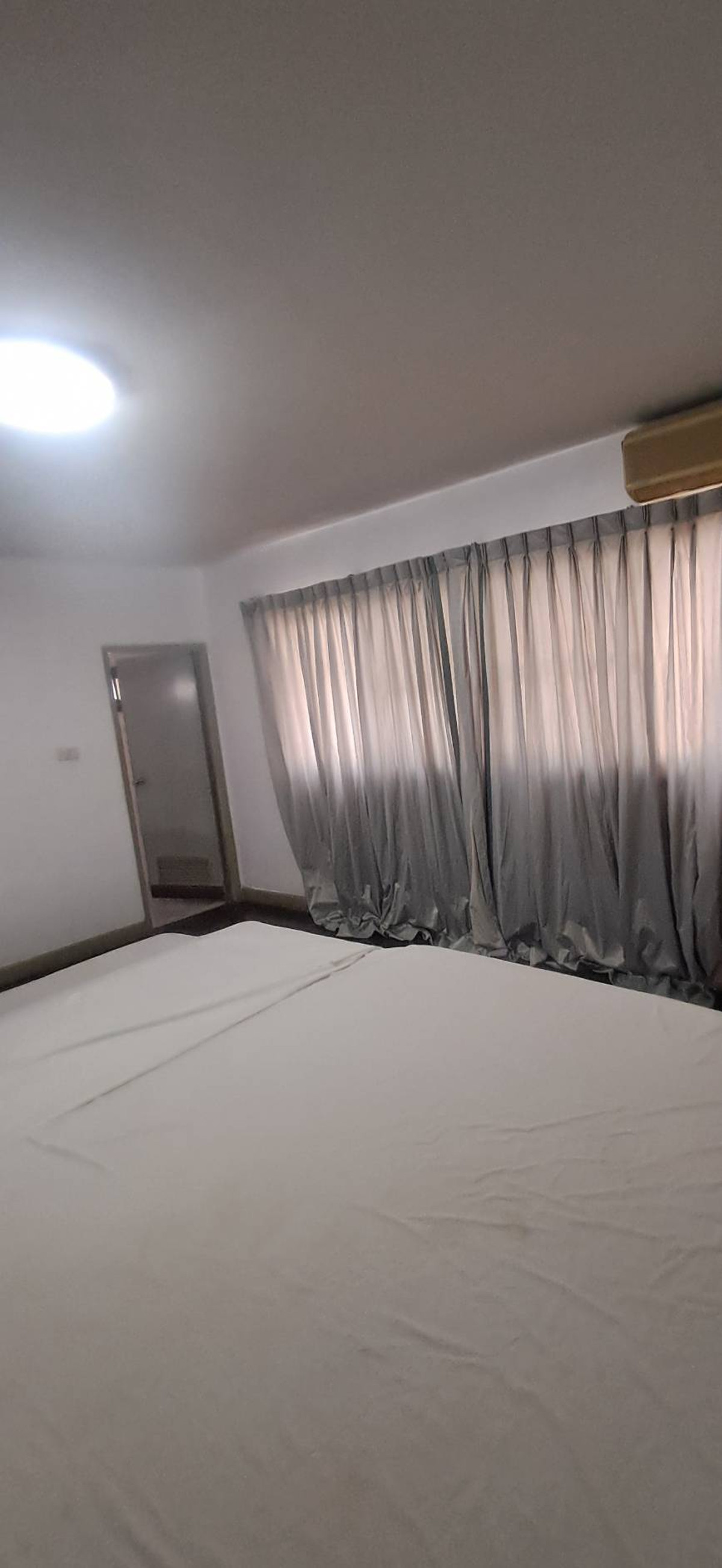 For RentTownhomeRama3 (Riverside),Satupadit : 3 Storey Townhouse in Rama 3 Wide Front with 4 Beds 4 Baths