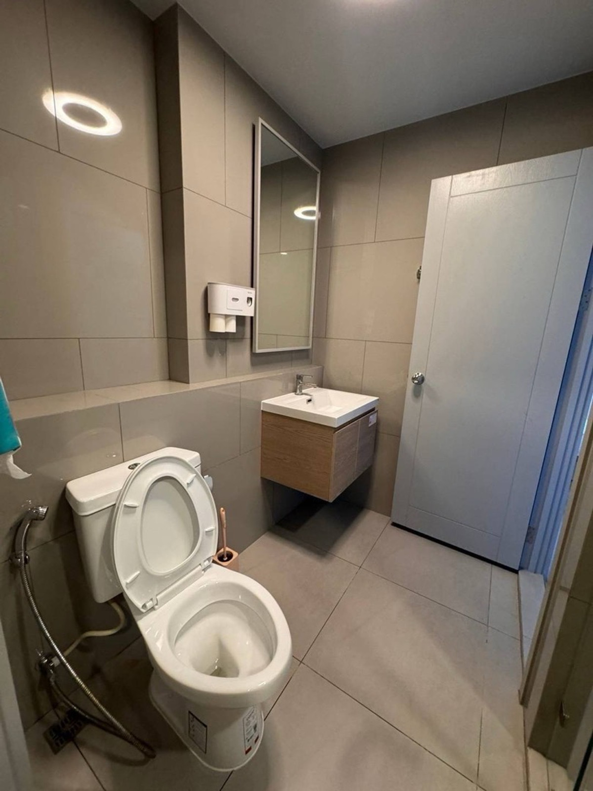 For RentCondoBang Sue, Wong Sawang, Tao Pun : 🔥Rare Item! Chapter one flow Bangpo, 1 bedroom, river view + 1 car parking space, the best value in this area.