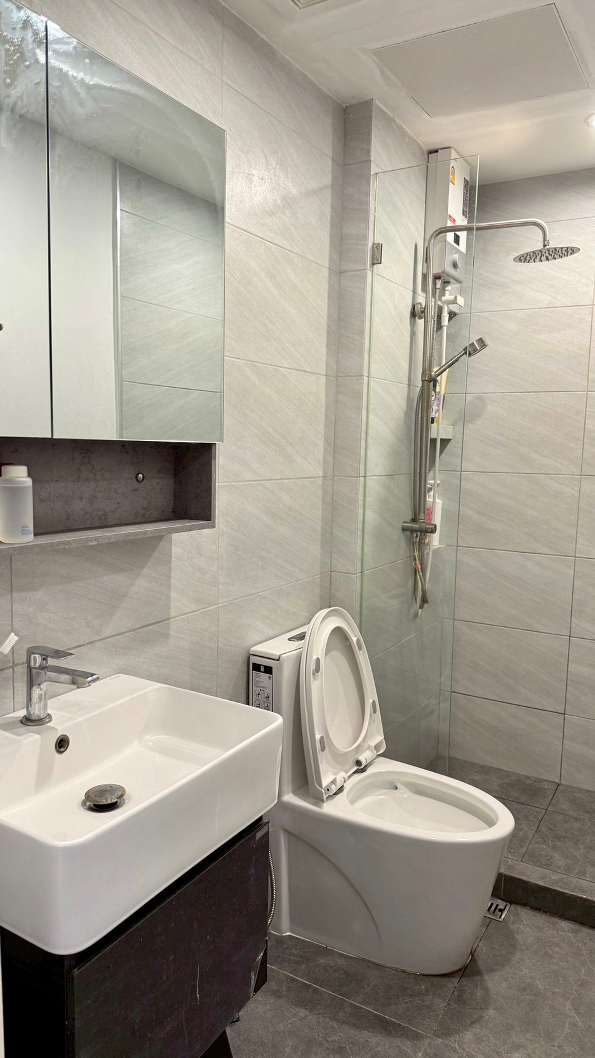 For SaleTownhomeBang Sue, Wong Sawang, Tao Pun : Townhome, 3 floors, 2 units, near MRT Wong Sawang / 4 bedrooms (for sale), Townhome Near MRT Wong Sawang / 4 Bedrooms (FOR SALE) BNS030